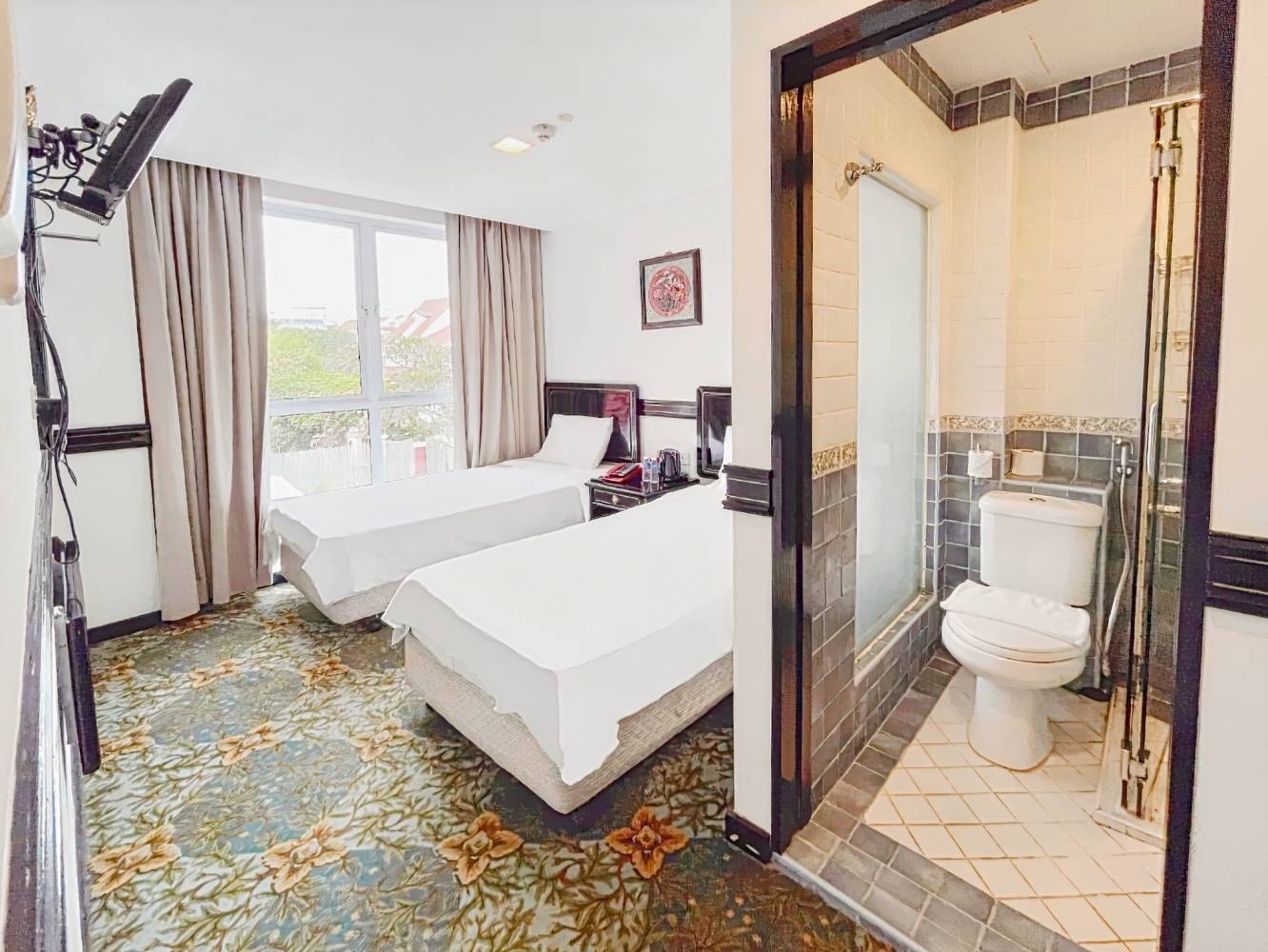 The Snooze Hotel Marine Parade, Bedok 64 during the day