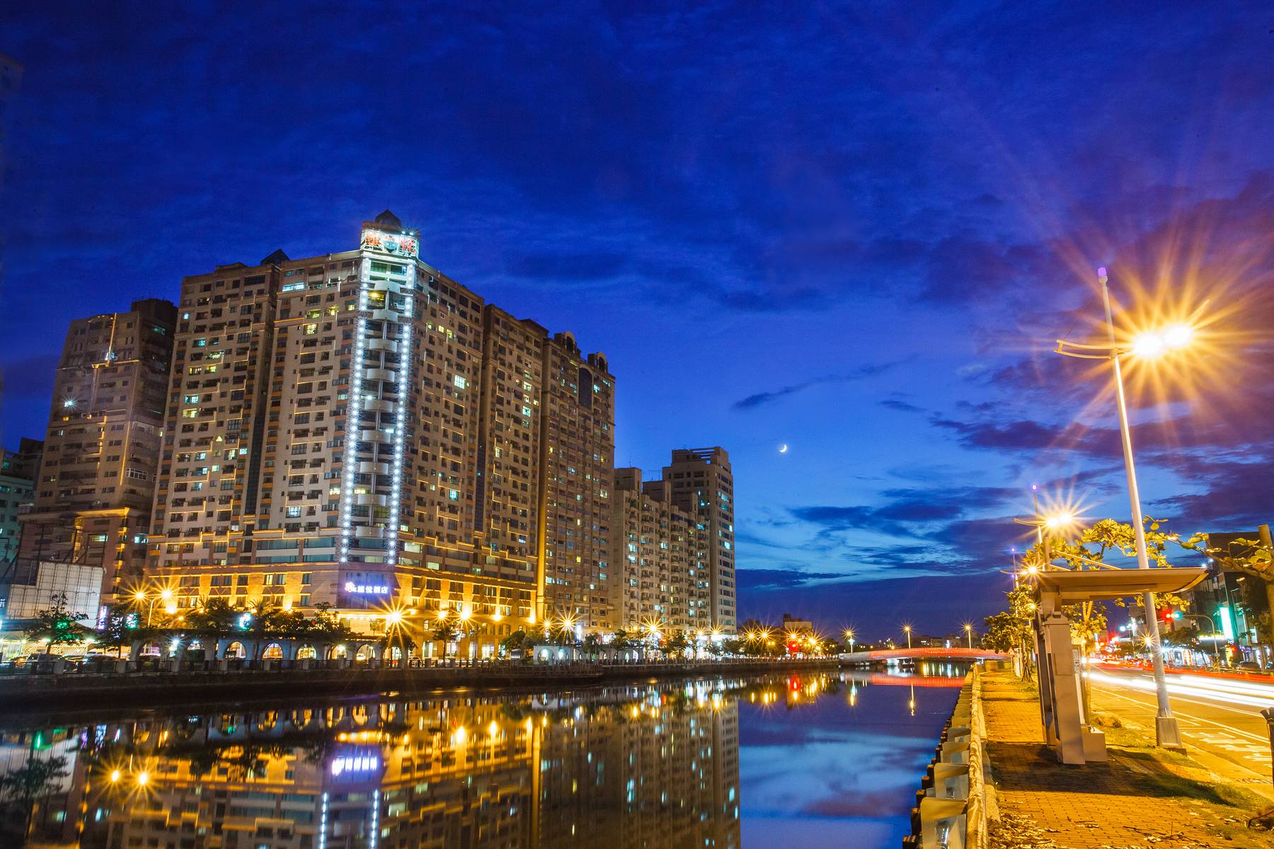 台南維悅酒店 Wei-Yat Grand Hotel 