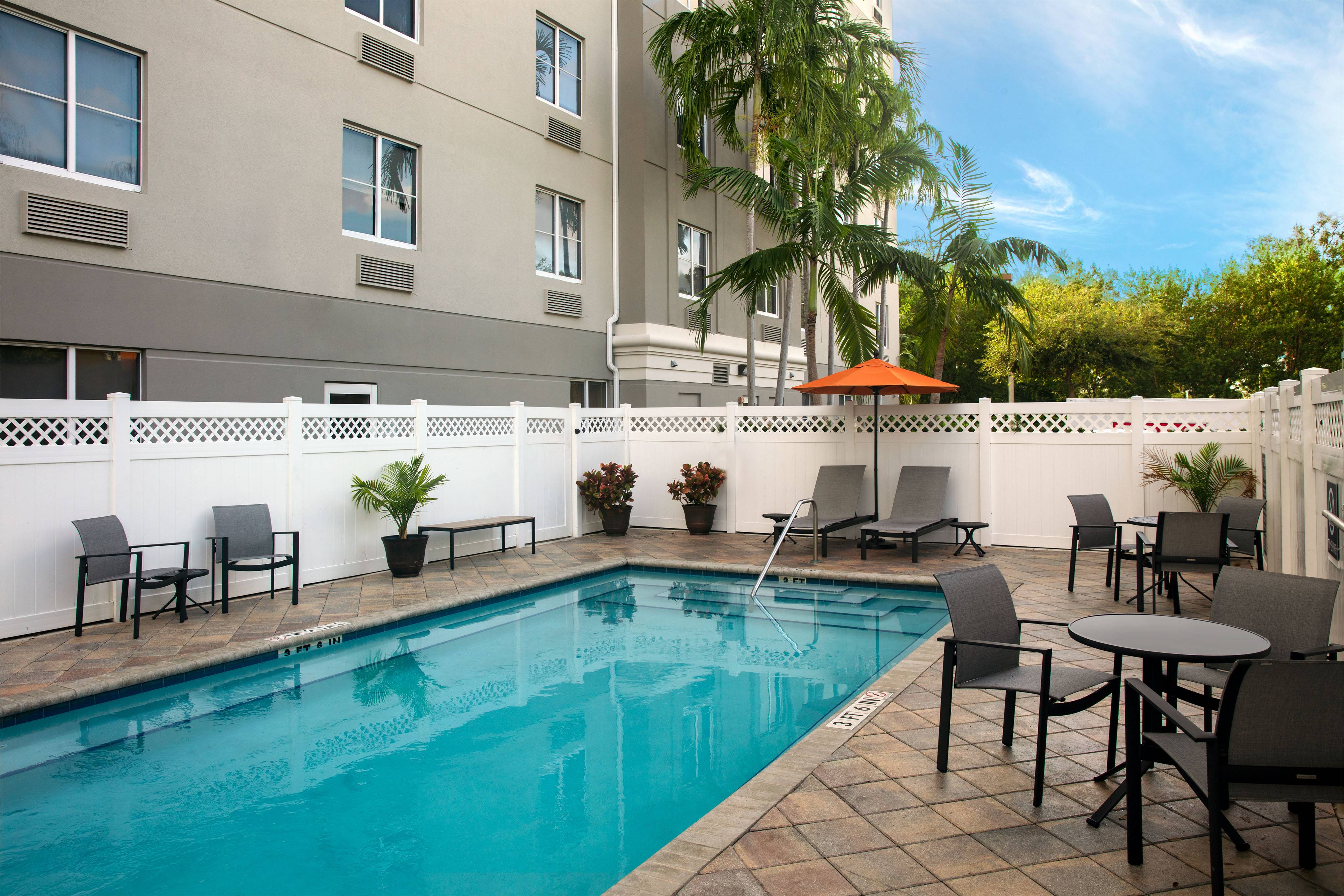 Four Points by Sheraton Fort Lauderdale Airport - Dania Beach