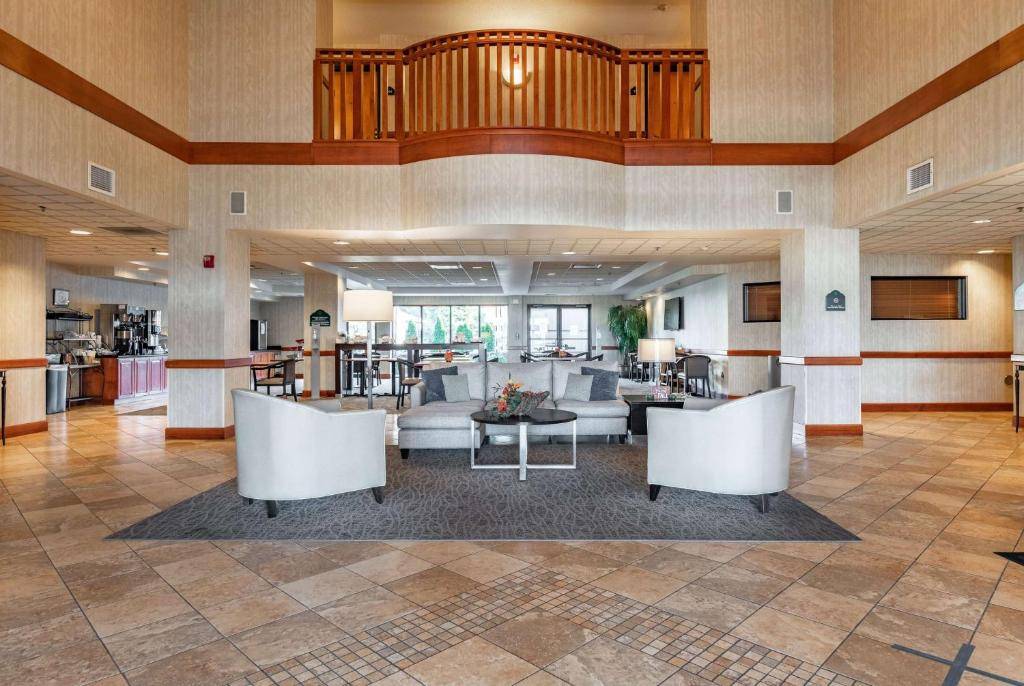 Wingate by Wyndham Vienna Parkersburg