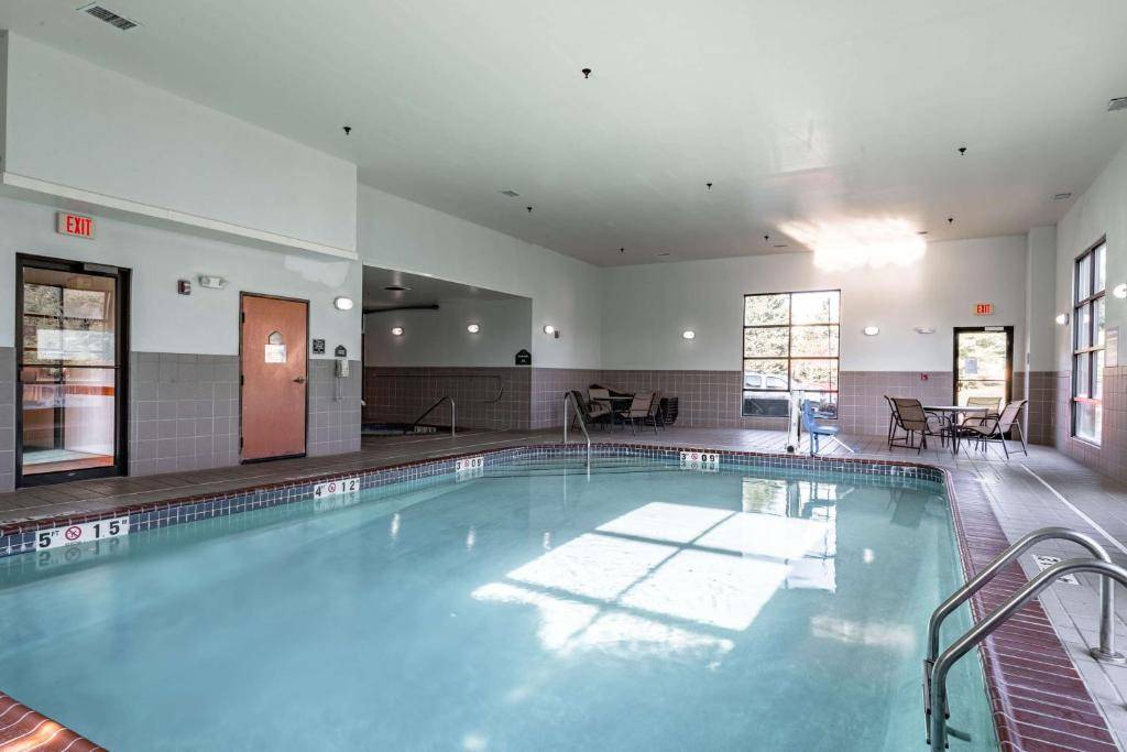 Wingate by Wyndham Vienna Parkersburg
