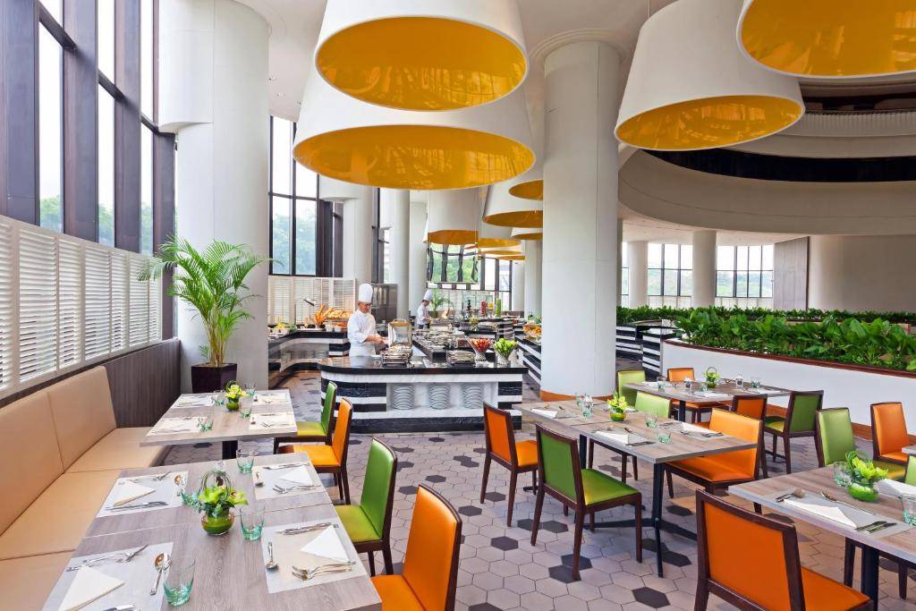 Holiday Inn Singapore Atrium