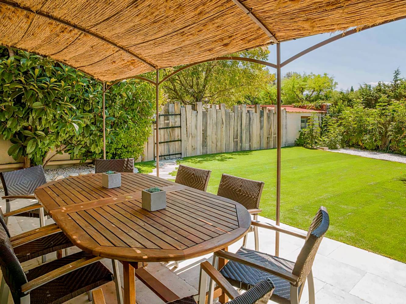 Hôtel L'Amandière, SaintRémydeProvence 40 during the day