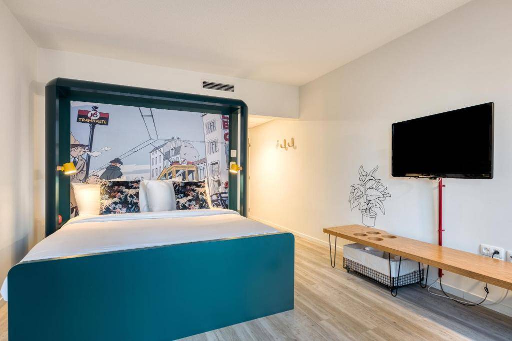 B&B HOTEL Brussels Centre Louise, Louise 28 during the day