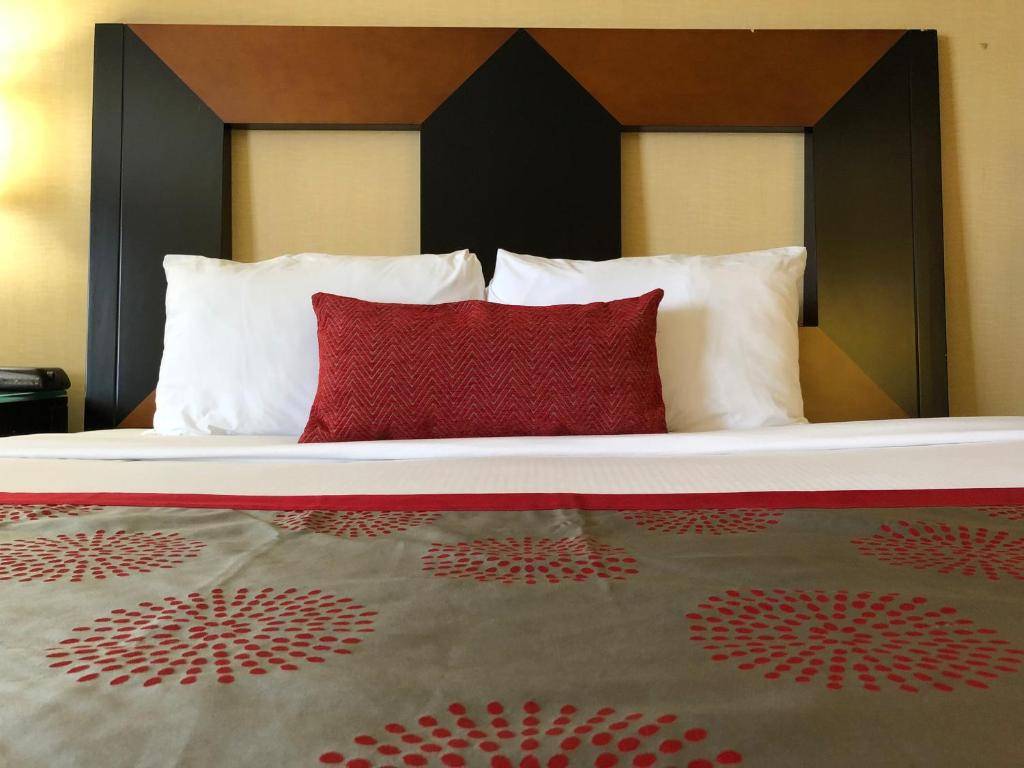 Ramada by Wyndham San Diego National City