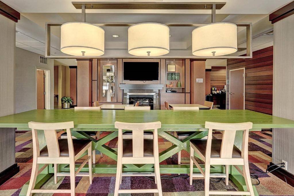Fairfield Inn & Suites by Marriott Edison - South Plainfield