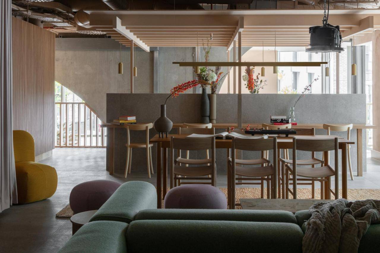 Buckle Street Studios by Locke