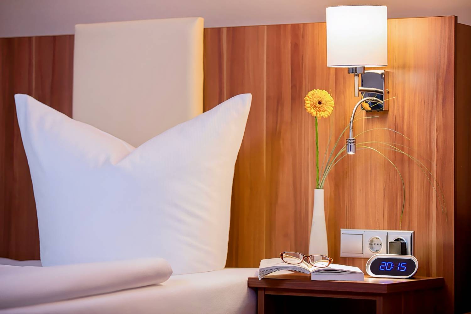 Gold Hotel