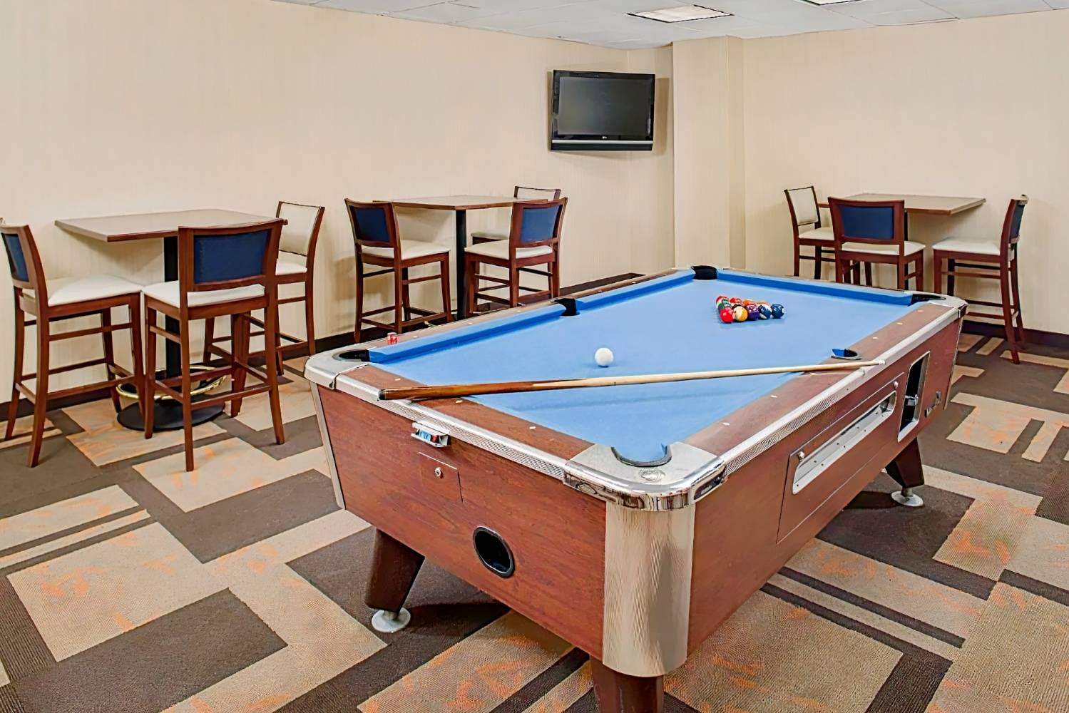 Courtyard by Marriott Montvale