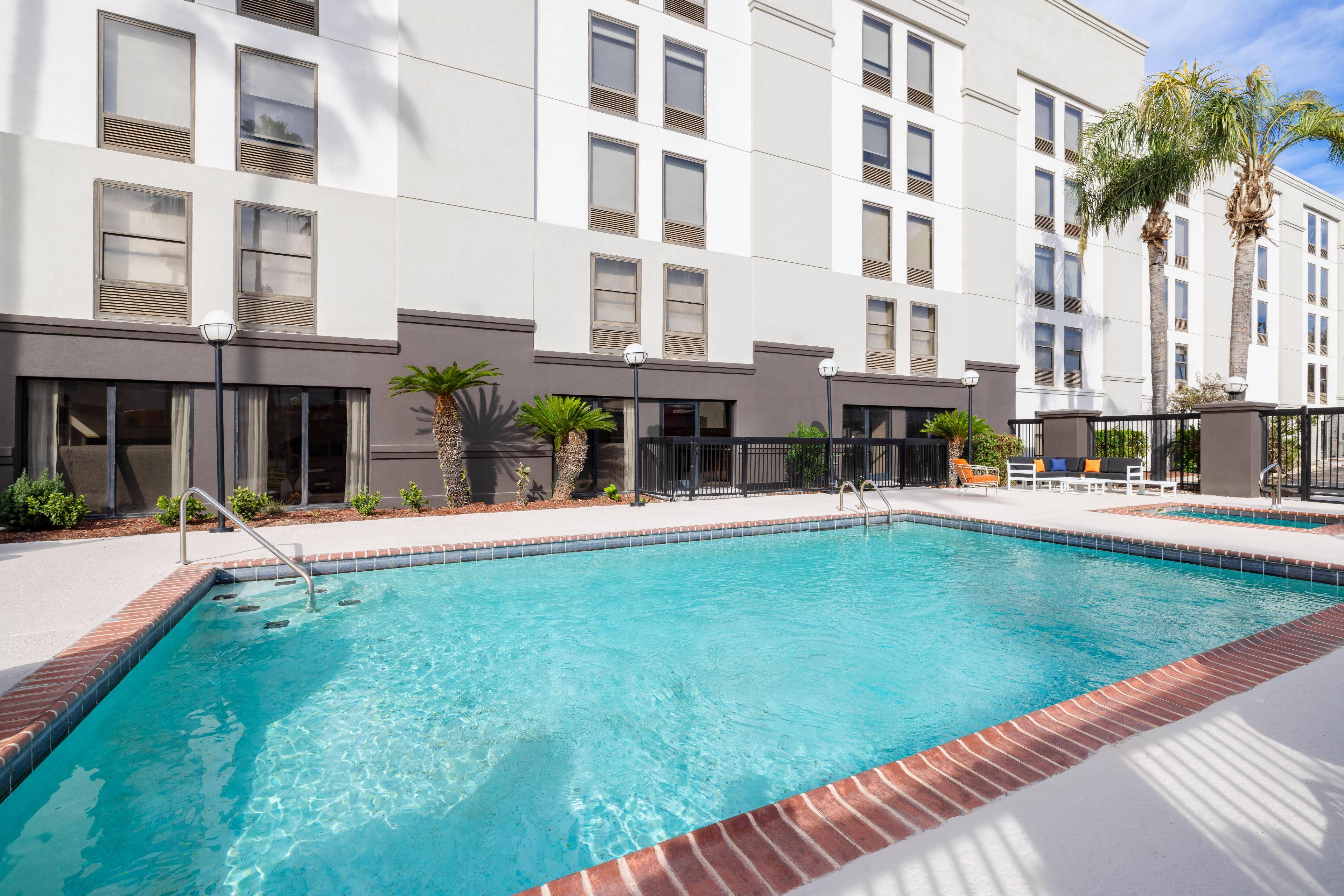 Hampton Inn Laredo