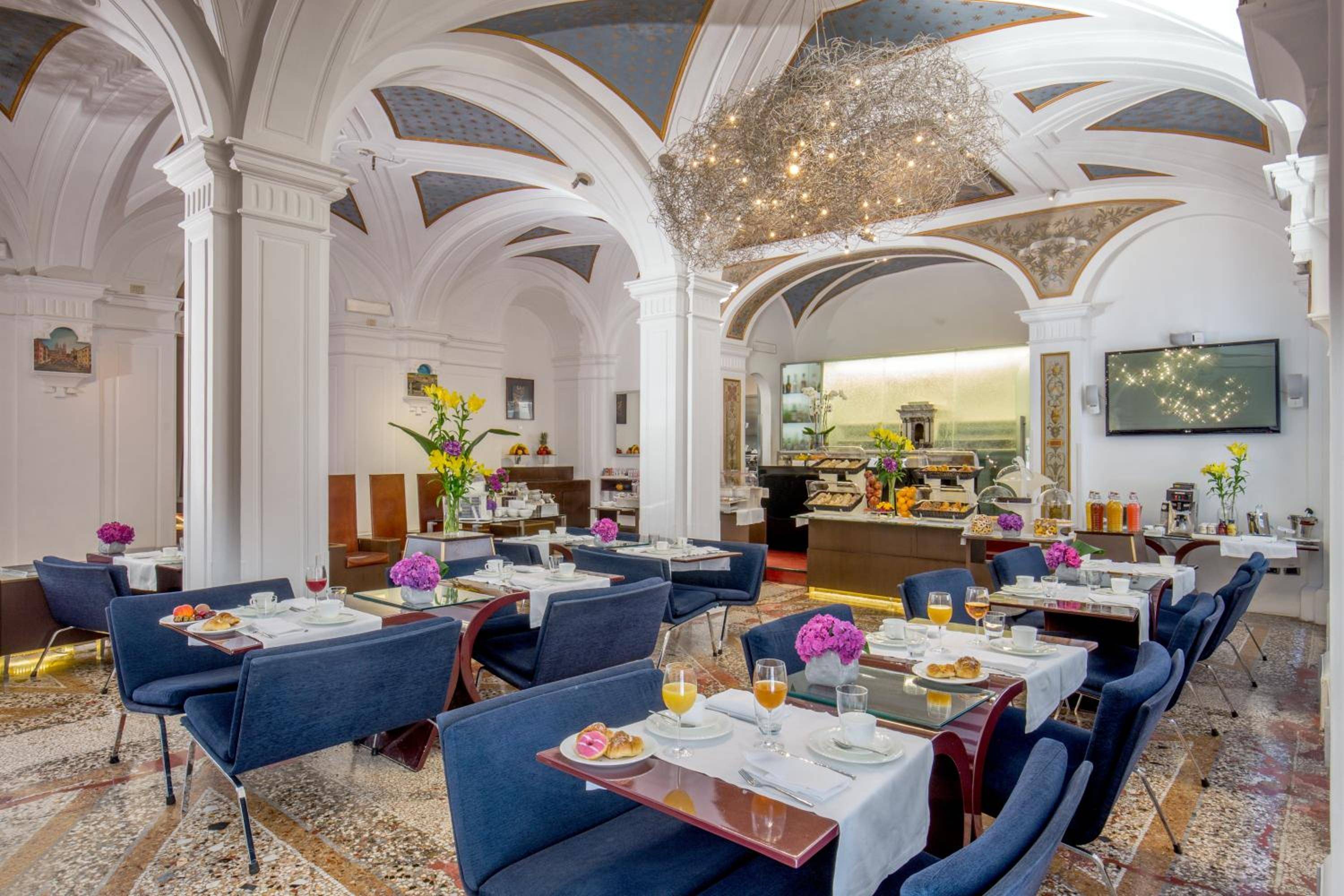 Hotel Art by the Spanish Steps | UNA Esperienze