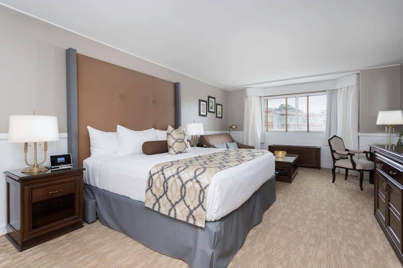 Garden City Hotel