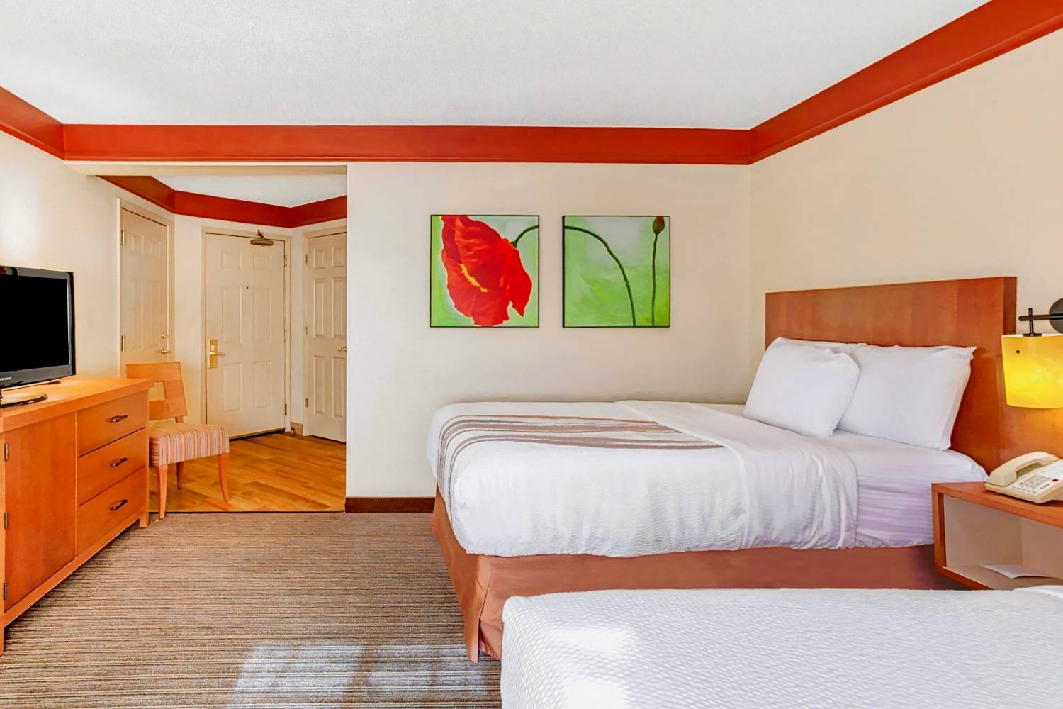 La Quinta Inn & Suites by Wyndham Raleigh Cary