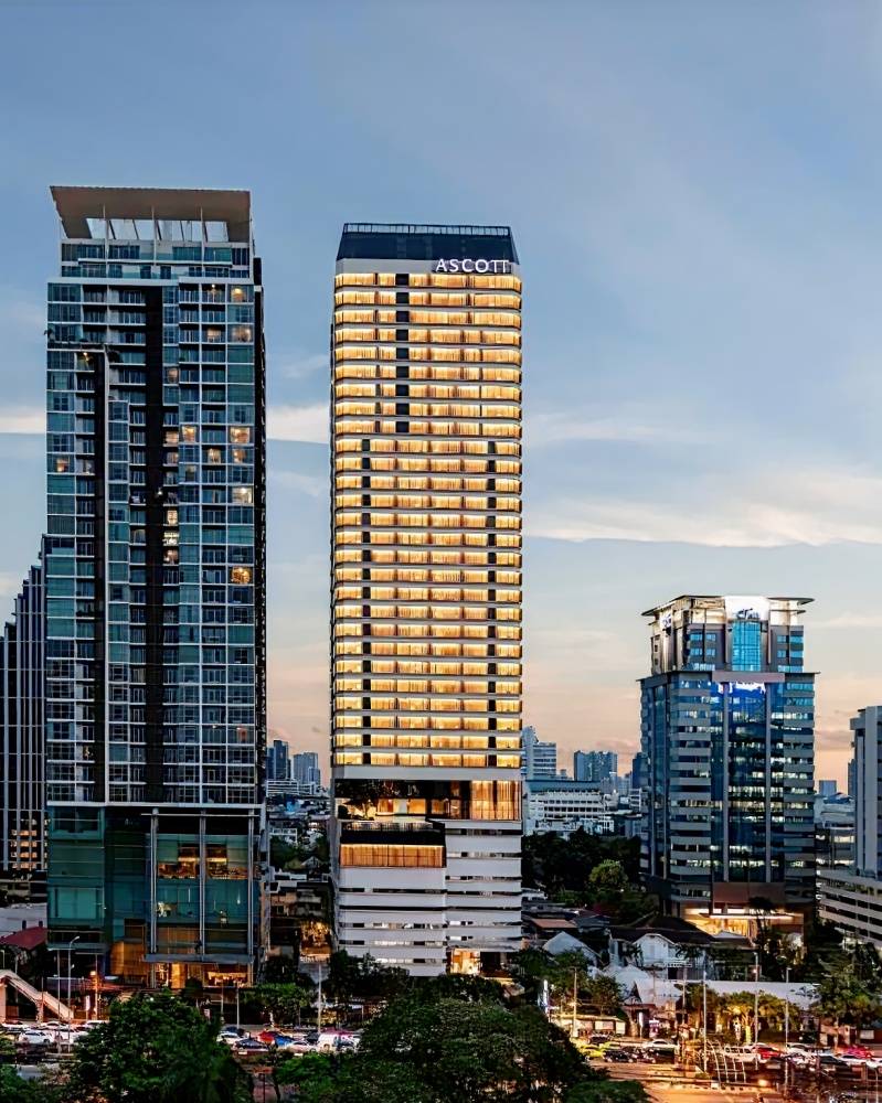 Ascott Embassy Sathorn, Khet Sathon 56 during the day