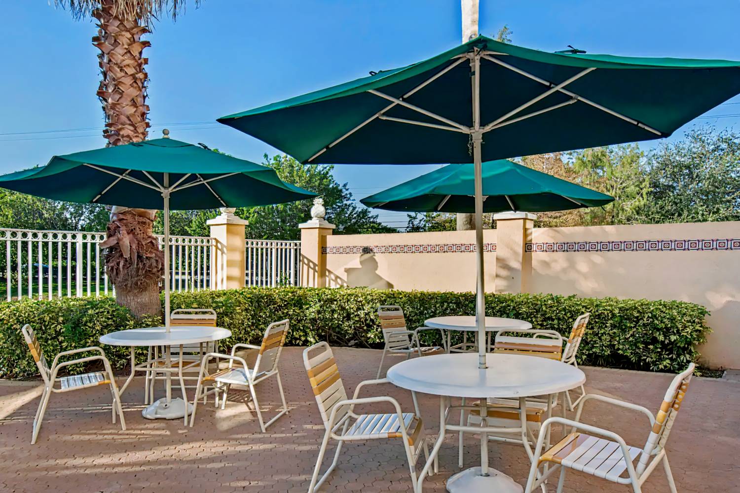 La Quinta Inn & Suites by Wyndham Sunrise