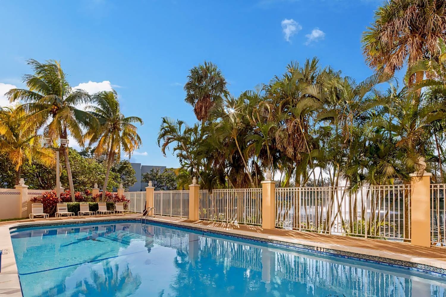 La Quinta Inn & Suites by Wyndham Sunrise