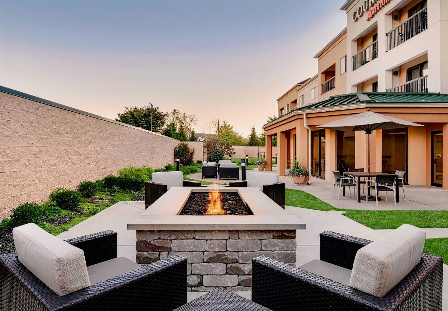 Courtyard by Marriott Indianapolis South, Perry Township hotel during