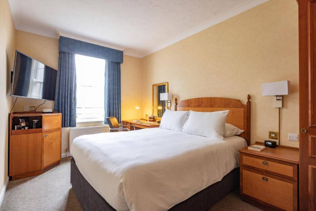 Avisford Park Hotel