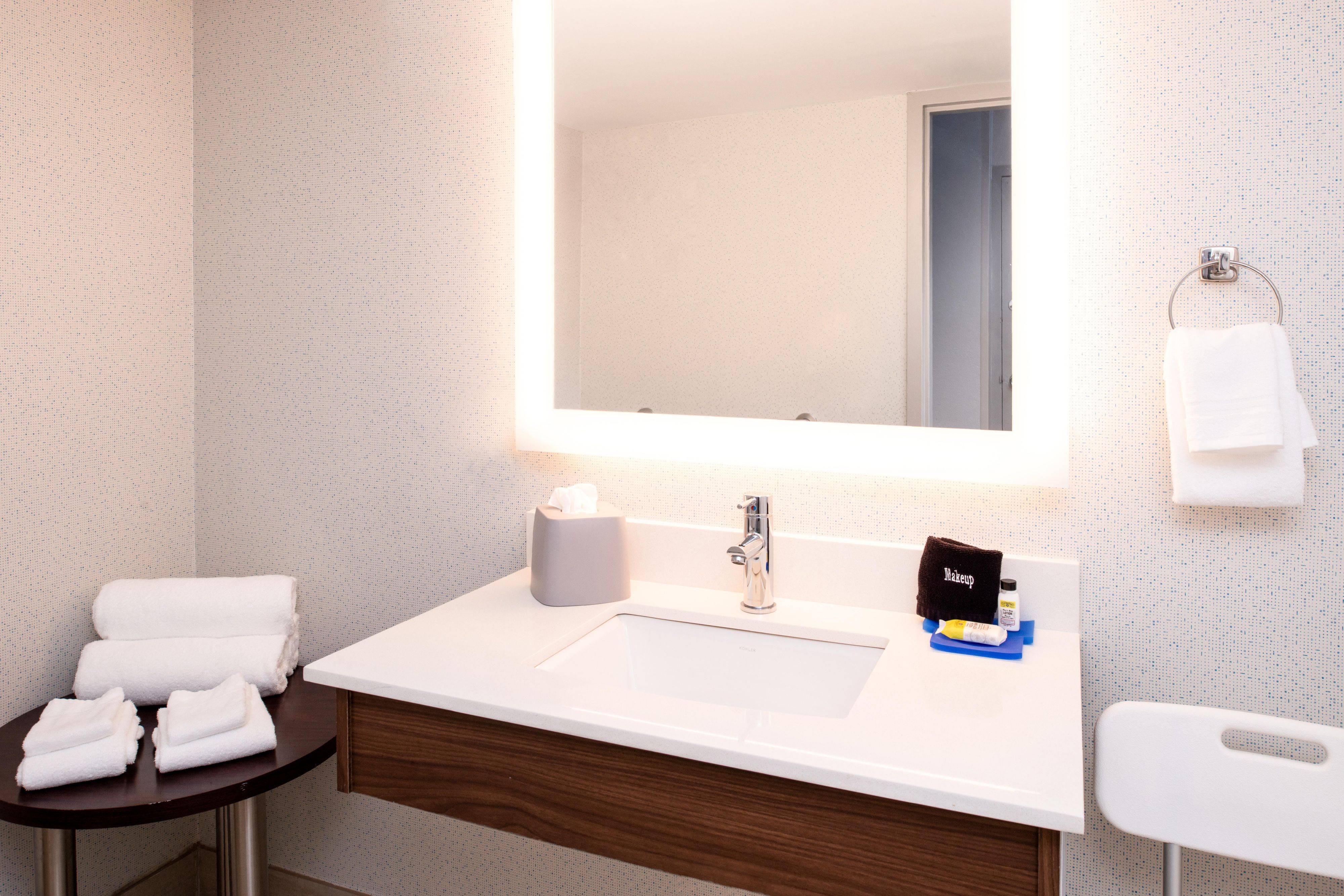Holiday Inn Express Towson- Baltimore North, an IHG Hotel