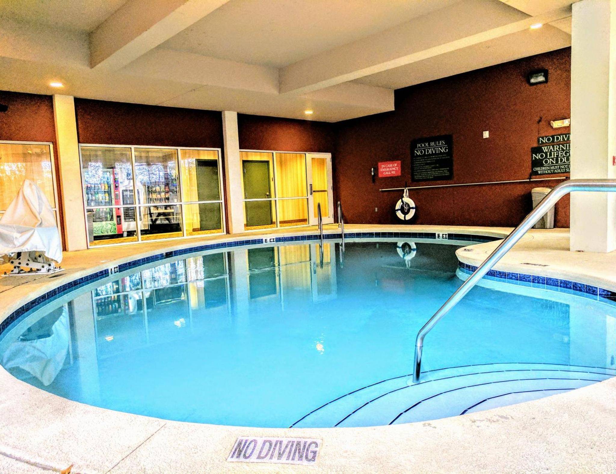 Country Inn & Suites by Radisson, Tallahassee Northwest I-10, FL