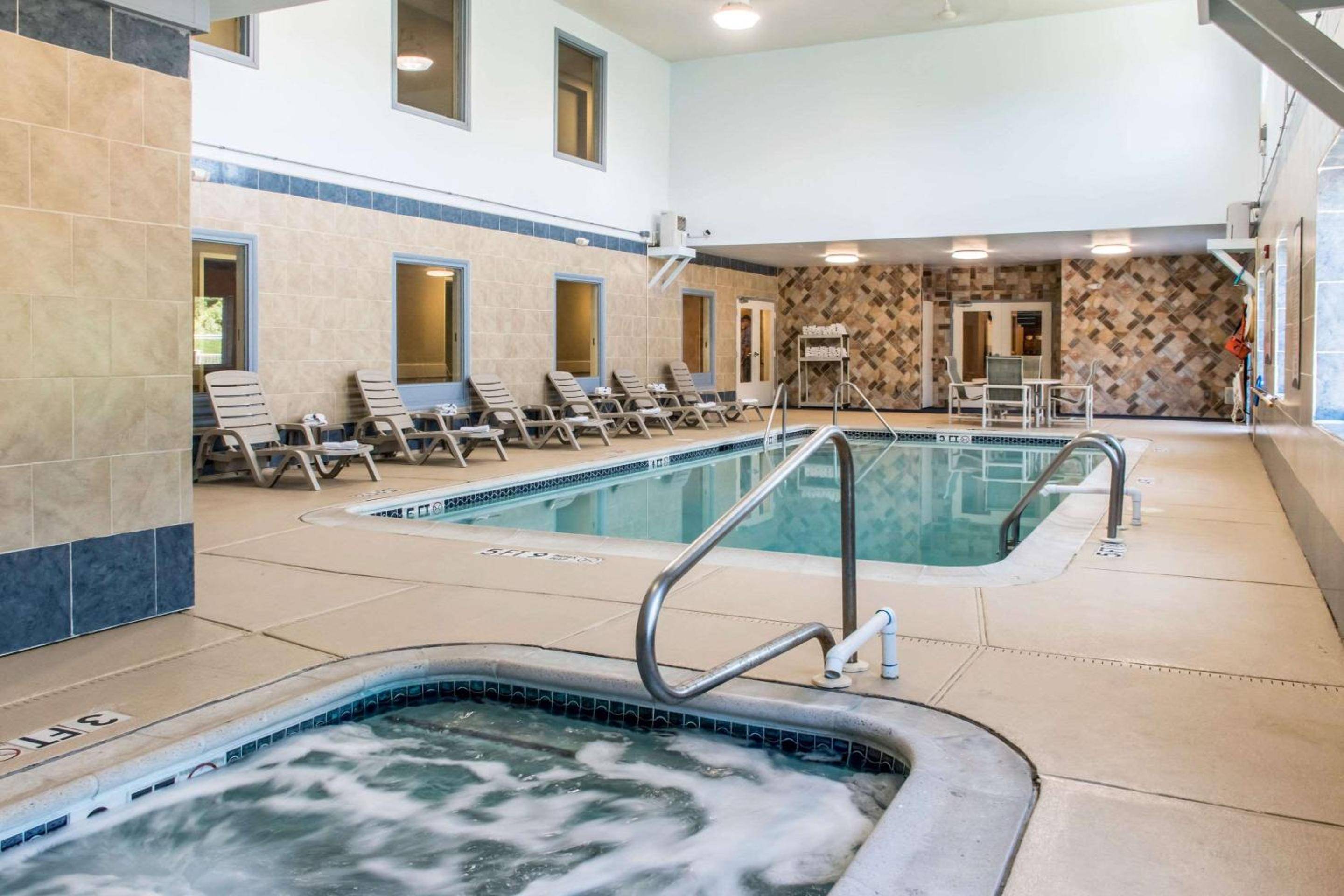 Comfort Inn Lancaster County