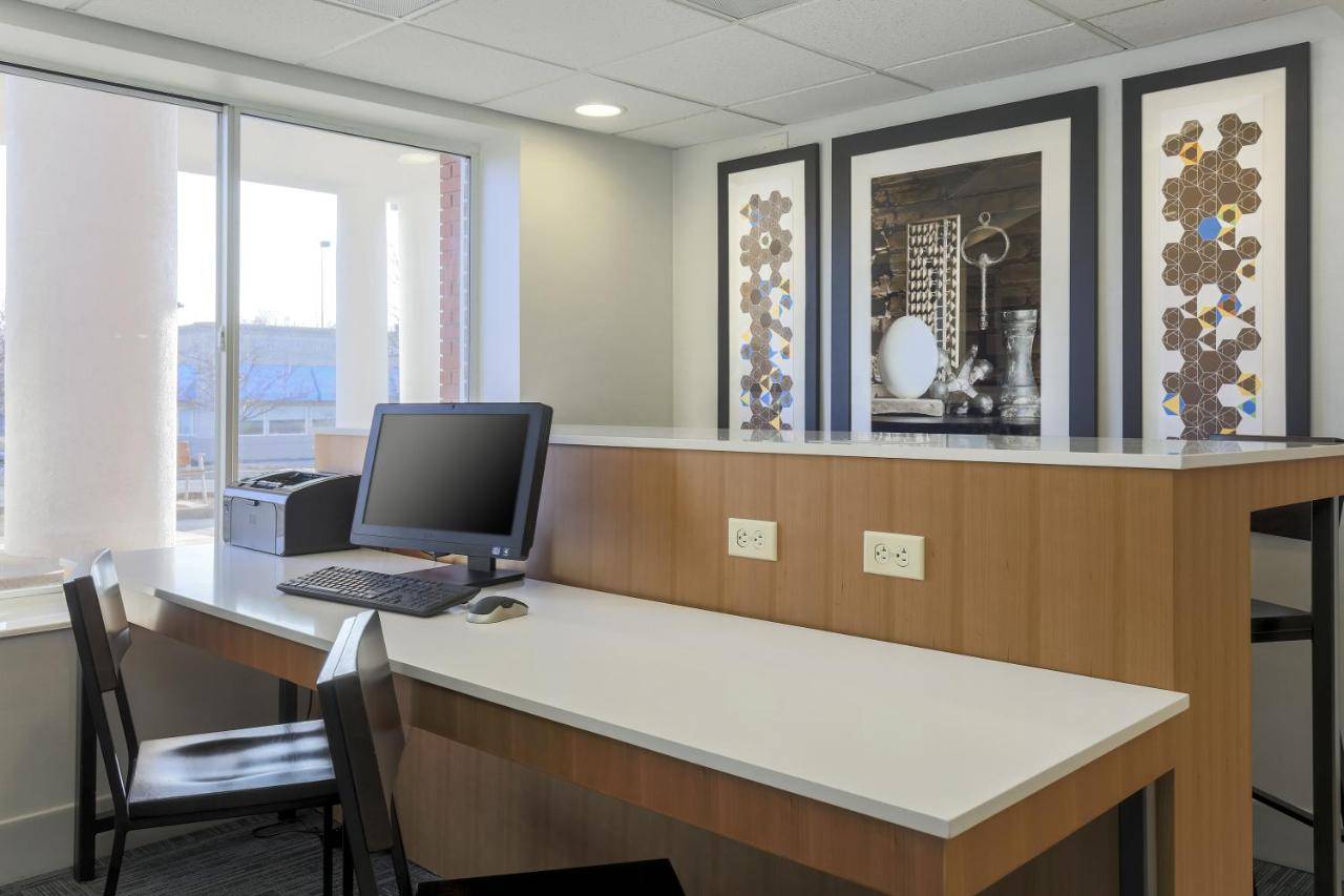 Holiday Inn Express Irondequoit