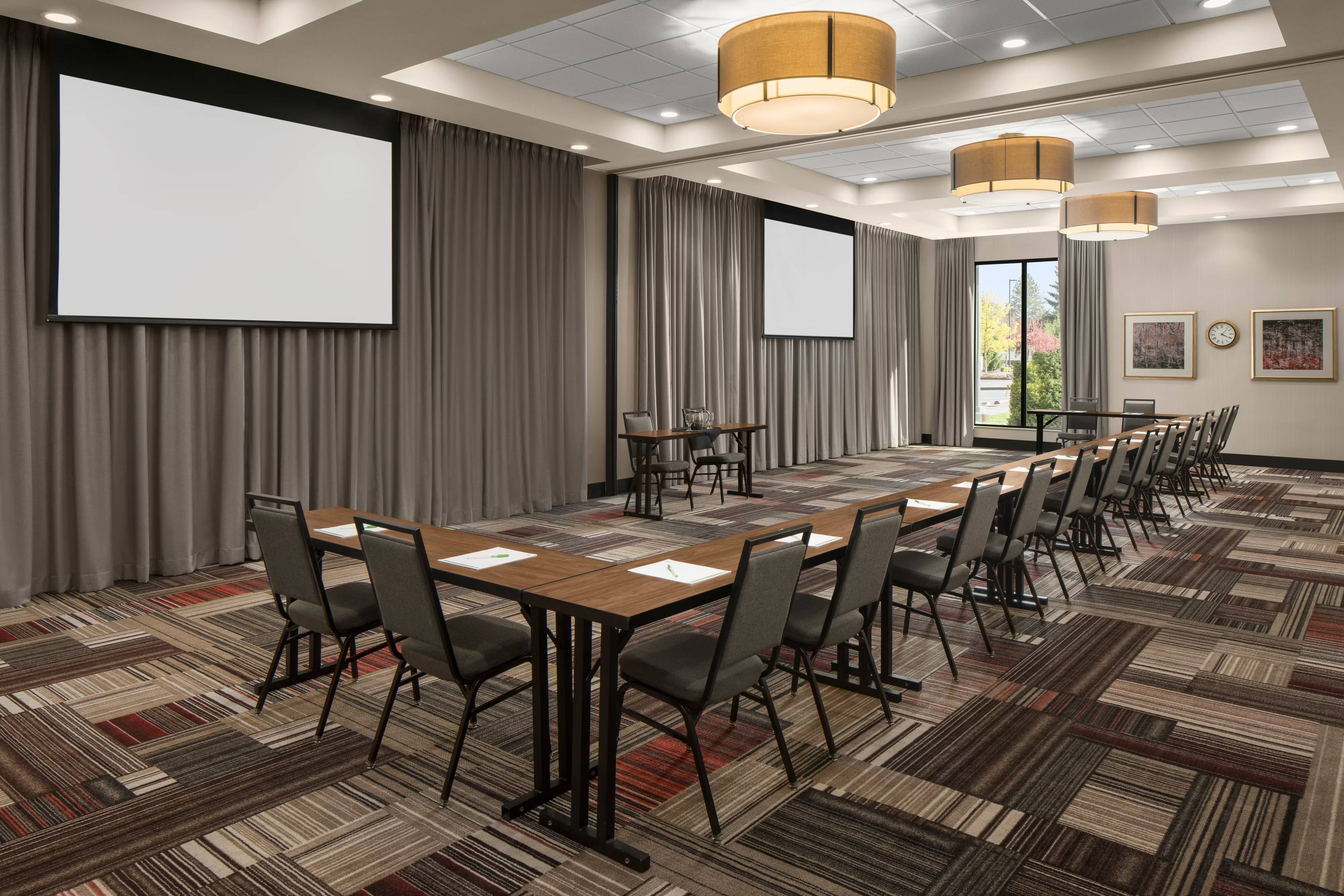 AC Hotel by Marriott Portland Lake Oswego