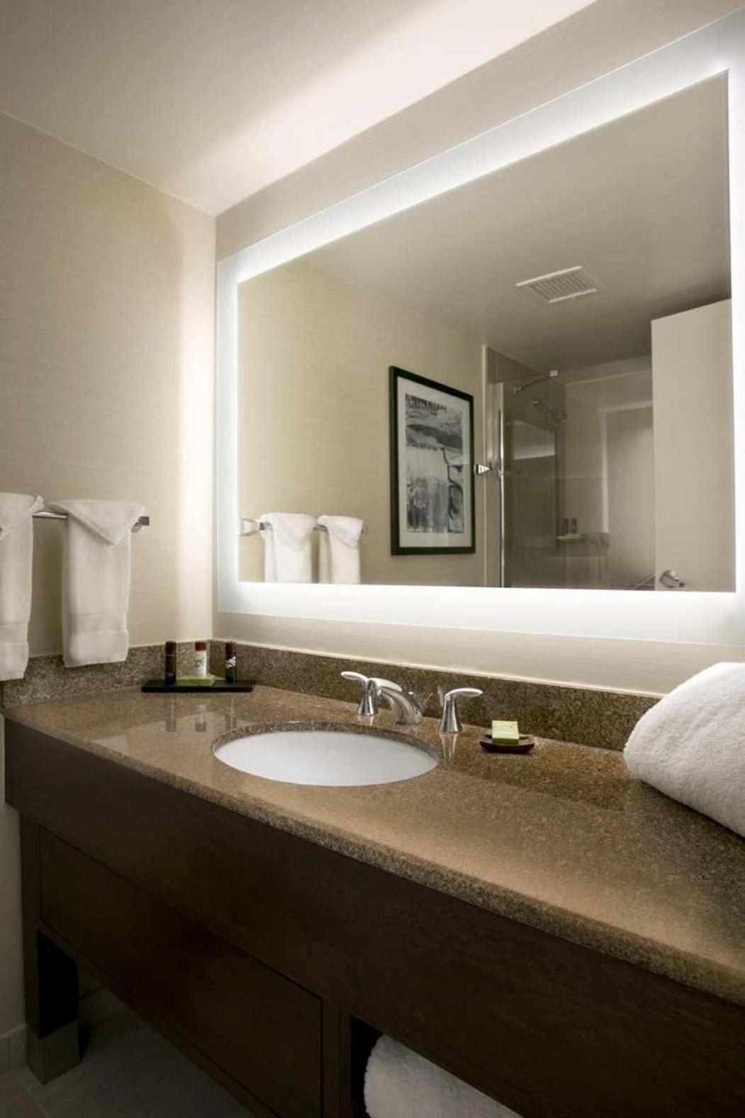 Embassy Suites by Hilton Cleveland Beachwood