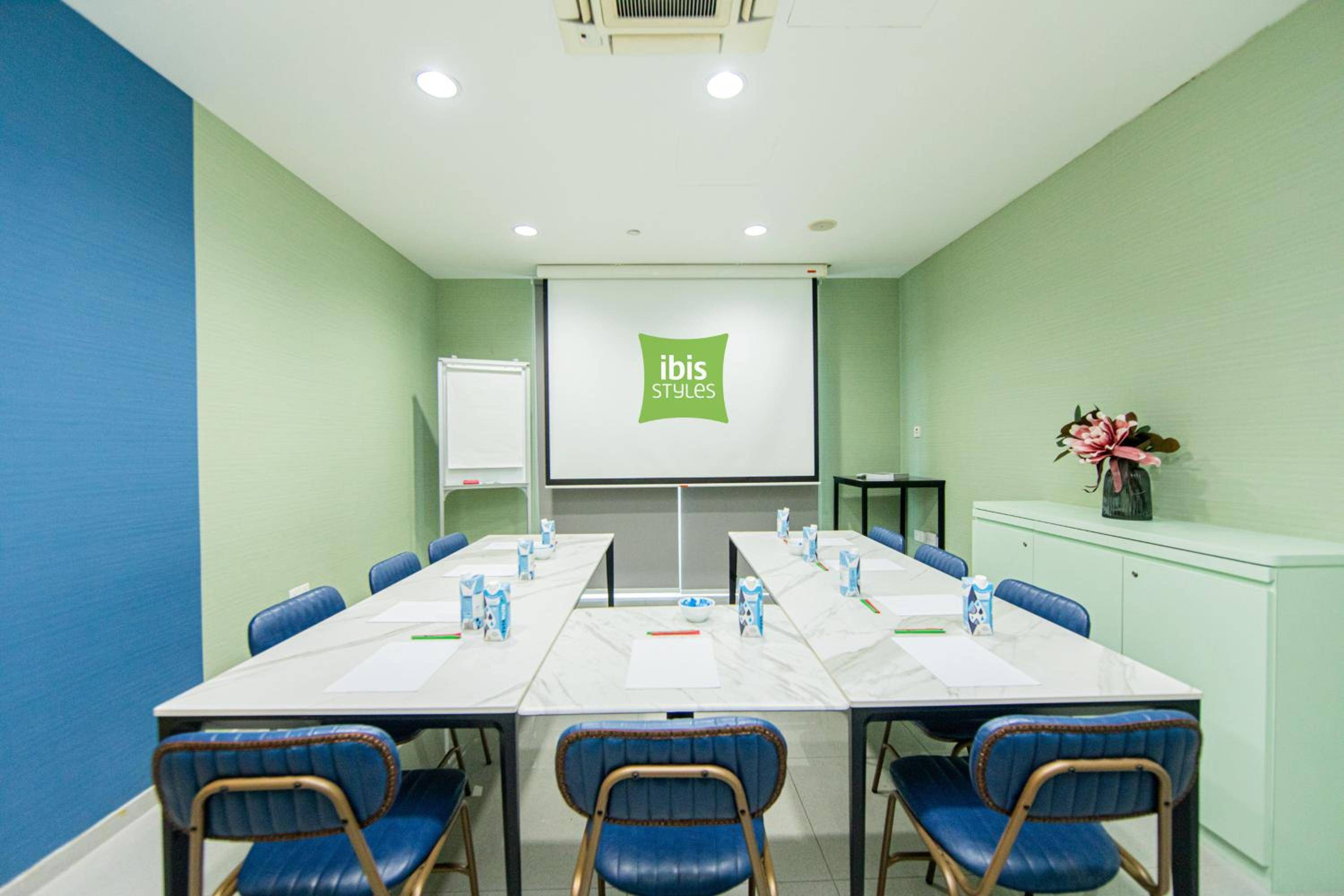 ibis Styles Singapore Albert