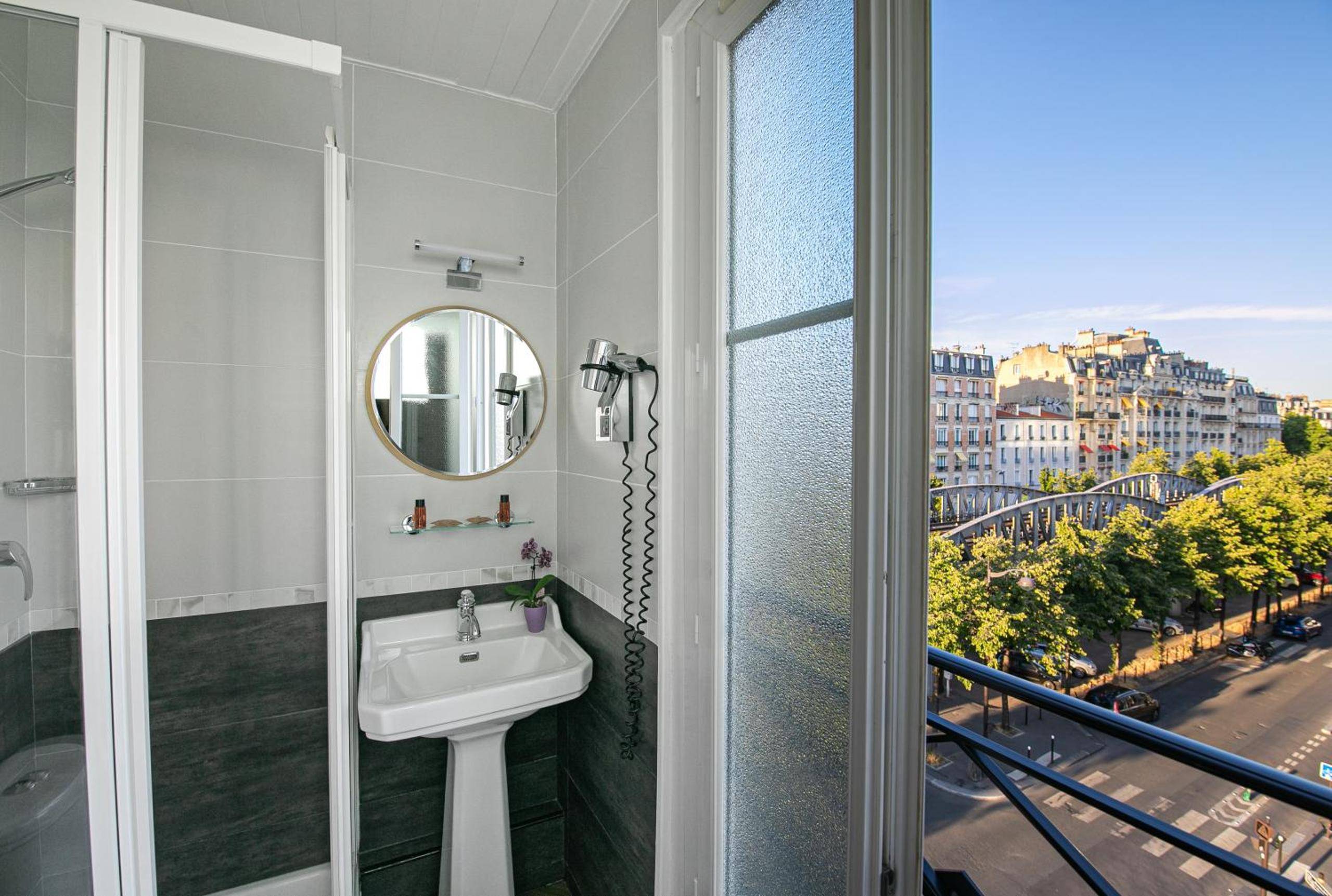 Eiffel Villa Garibaldi