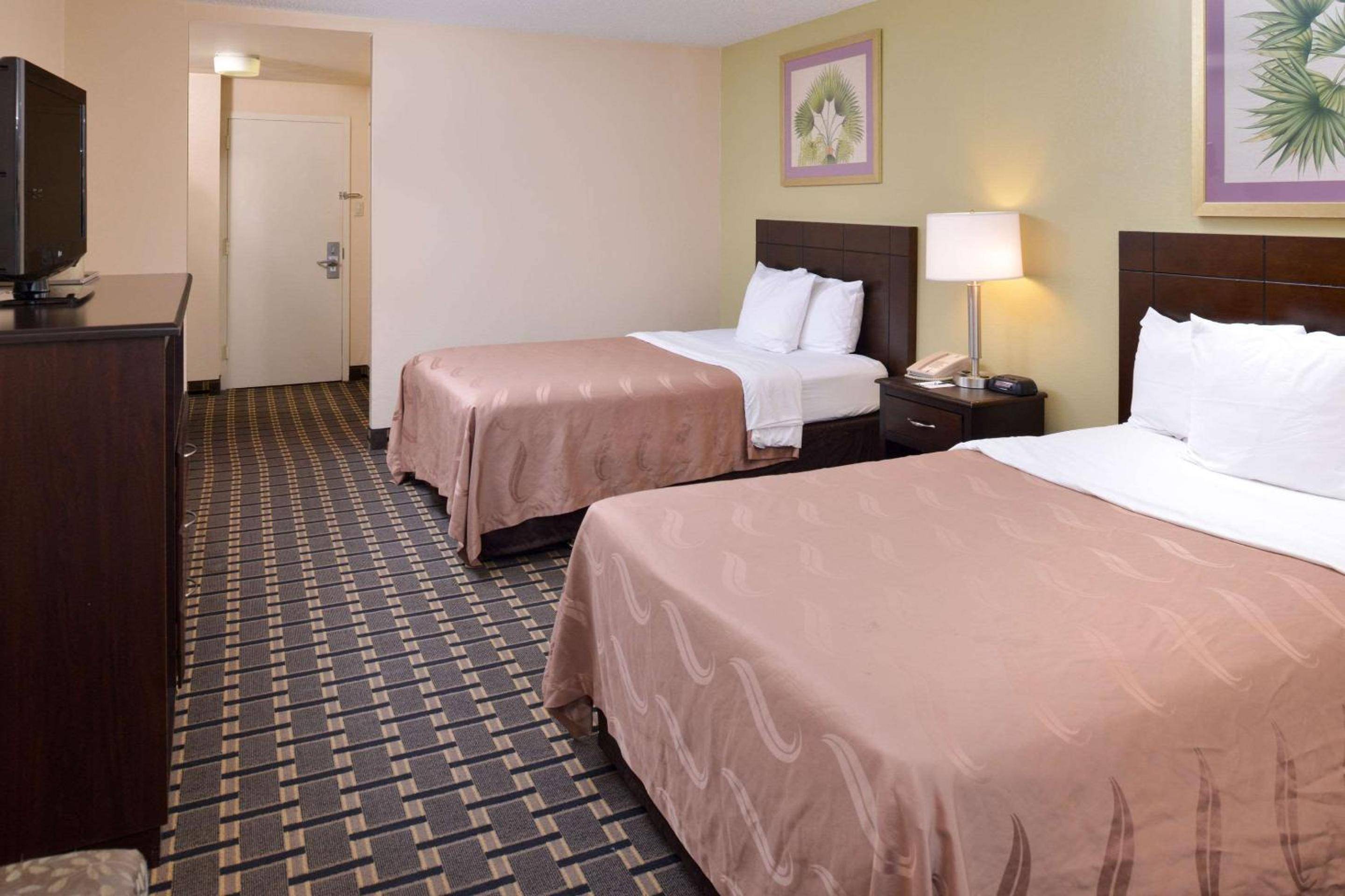Quality Inn & Suites Montebello - Los Angeles