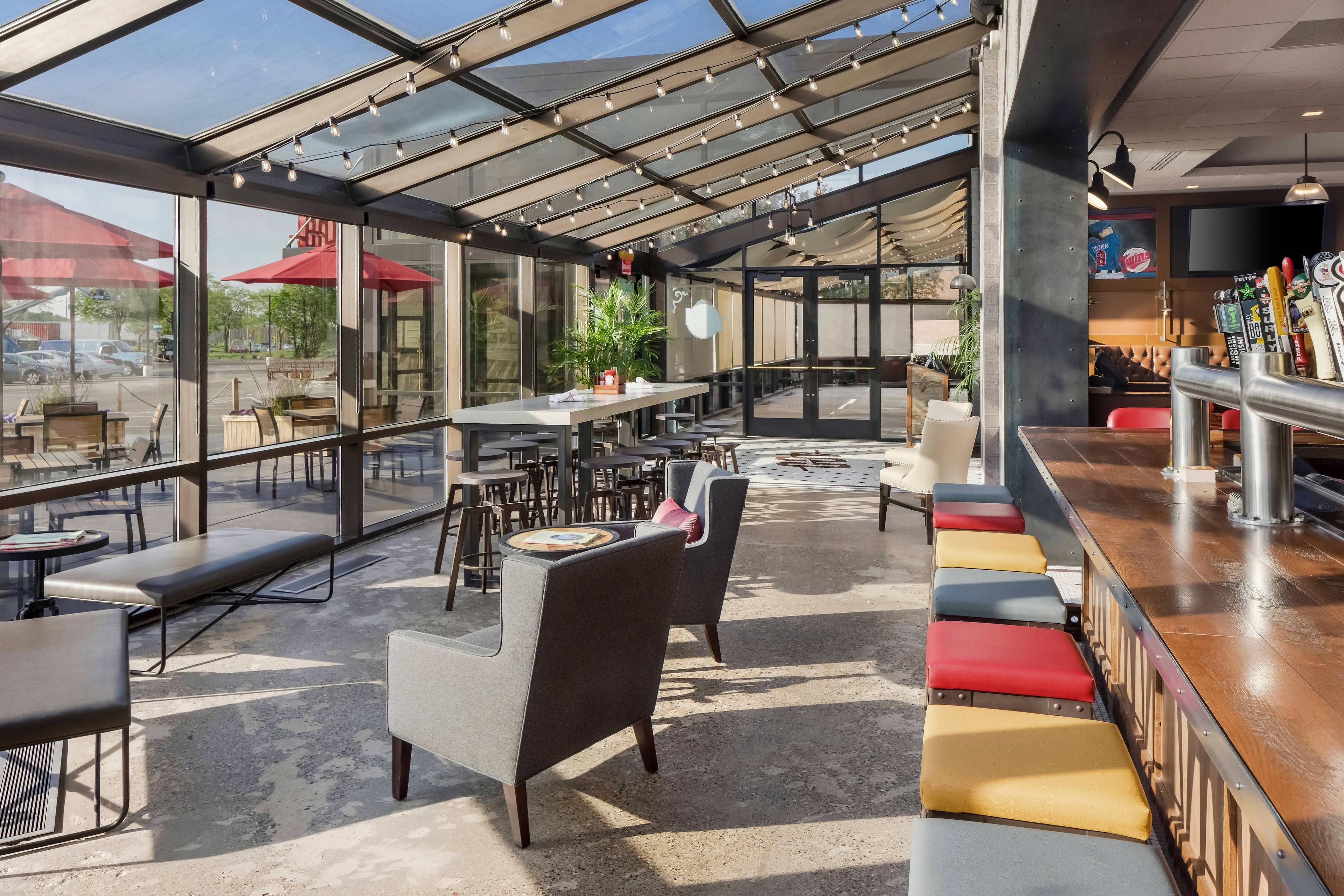 Delta Hotels by Marriott Minneapolis Northeast