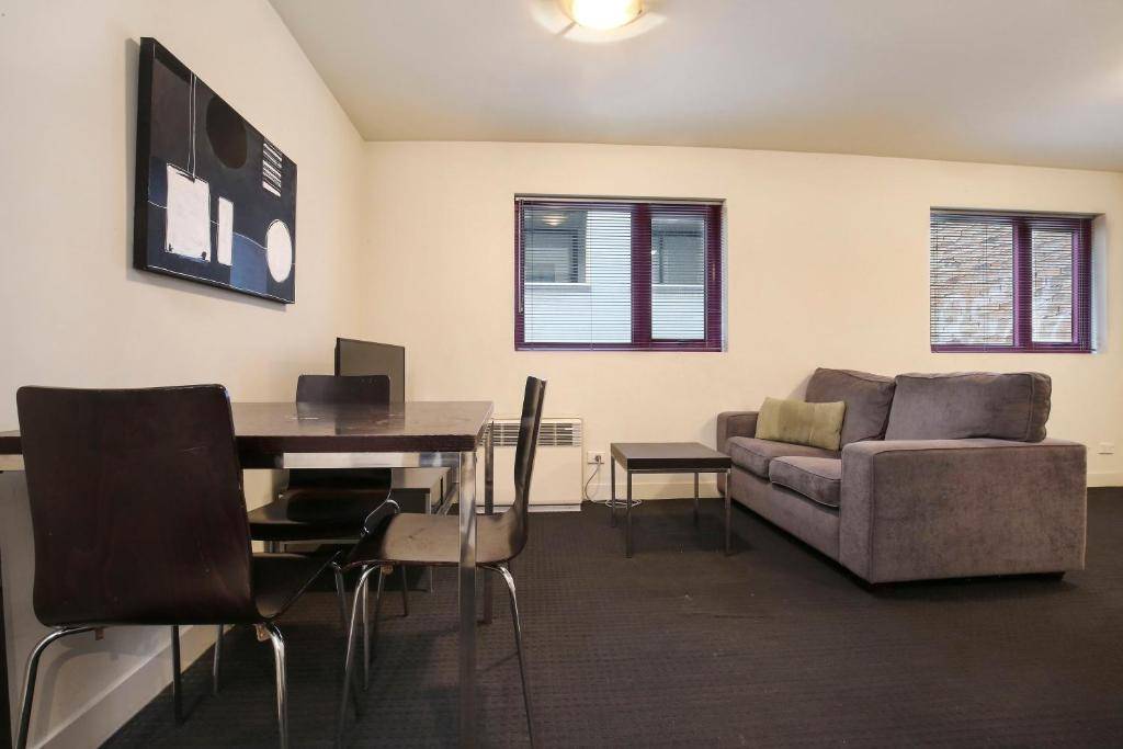 Plum Serviced Apartments