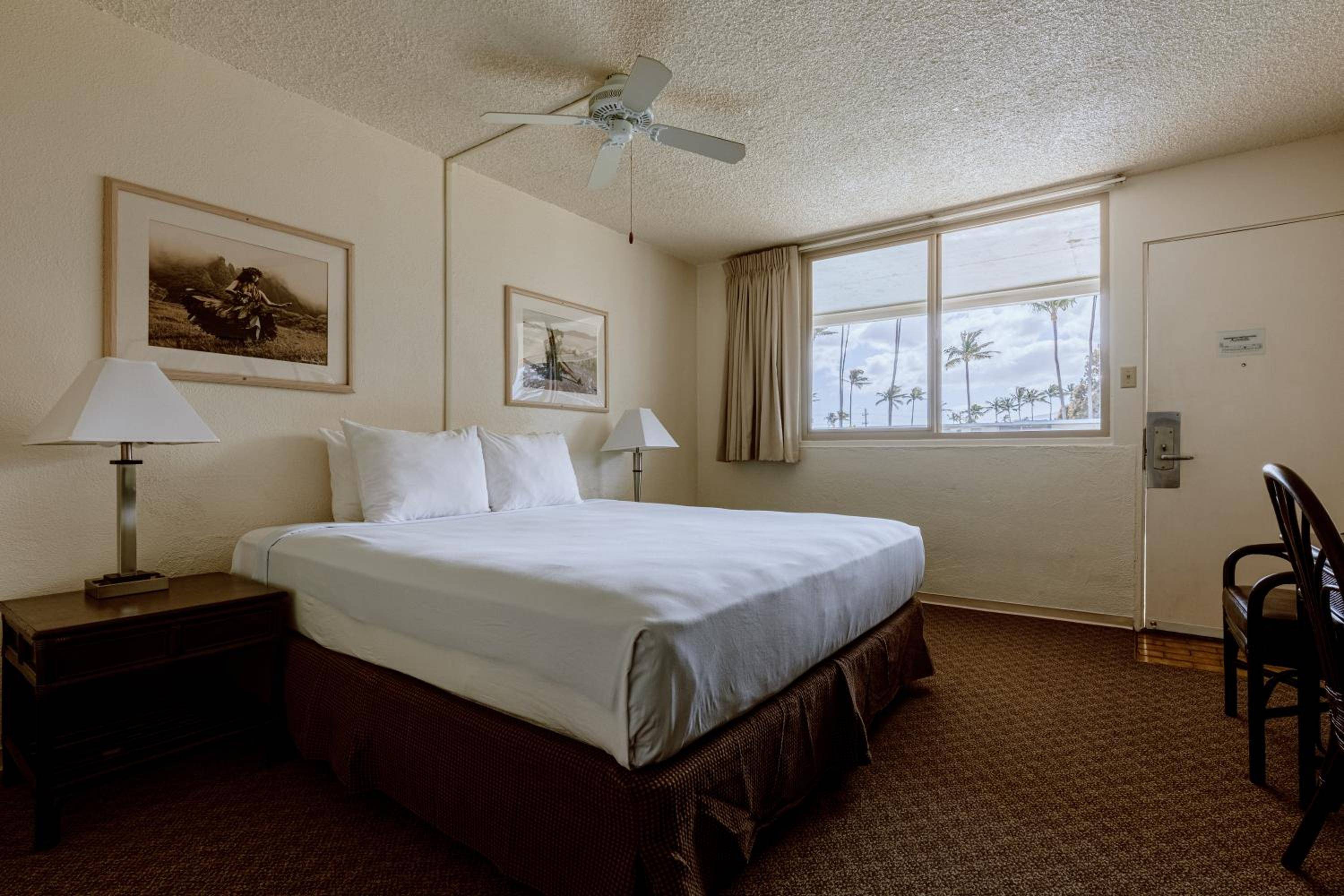 Maui Seaside Hotel