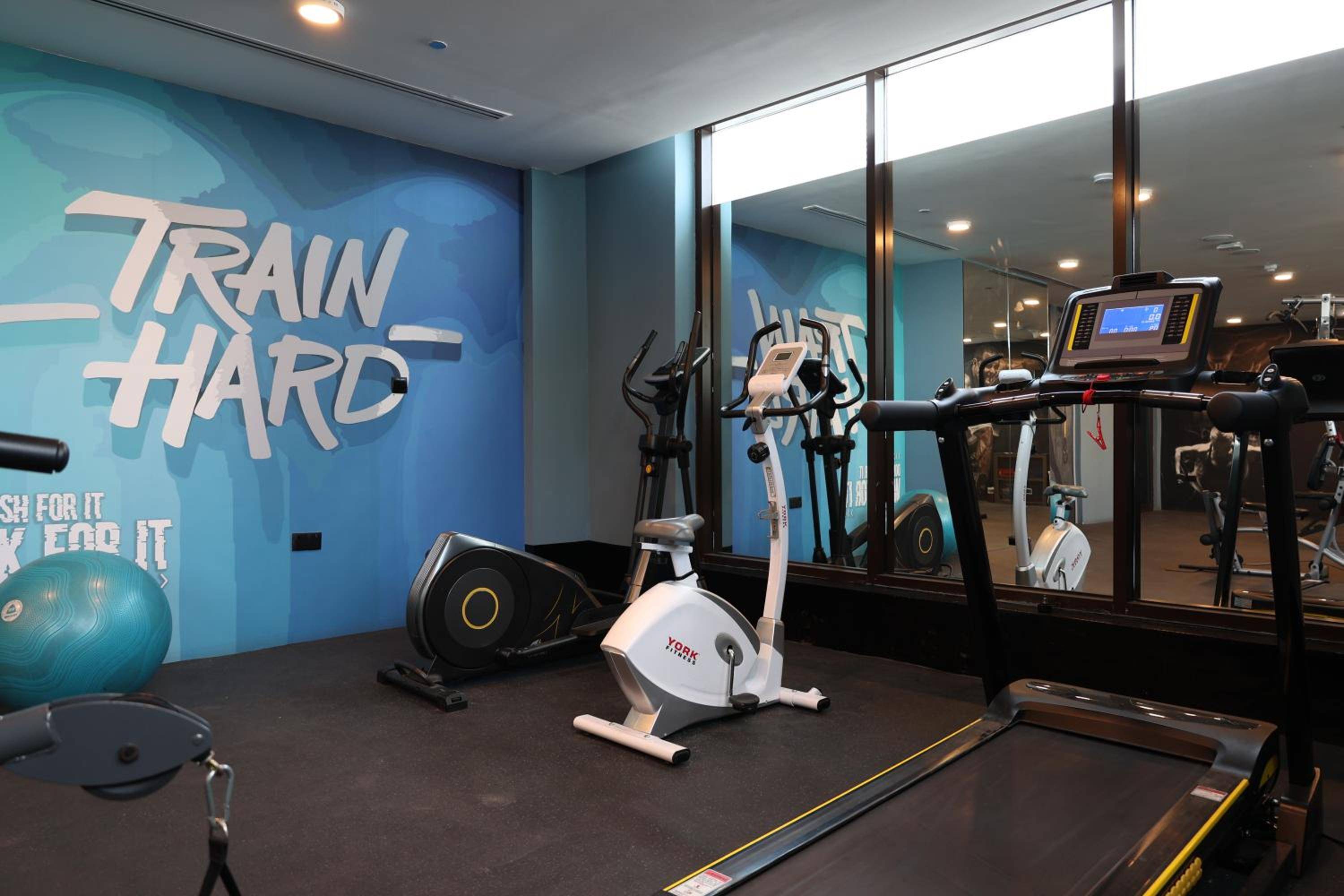 Grand Kingsgate Waterfront Hotel by Millennium