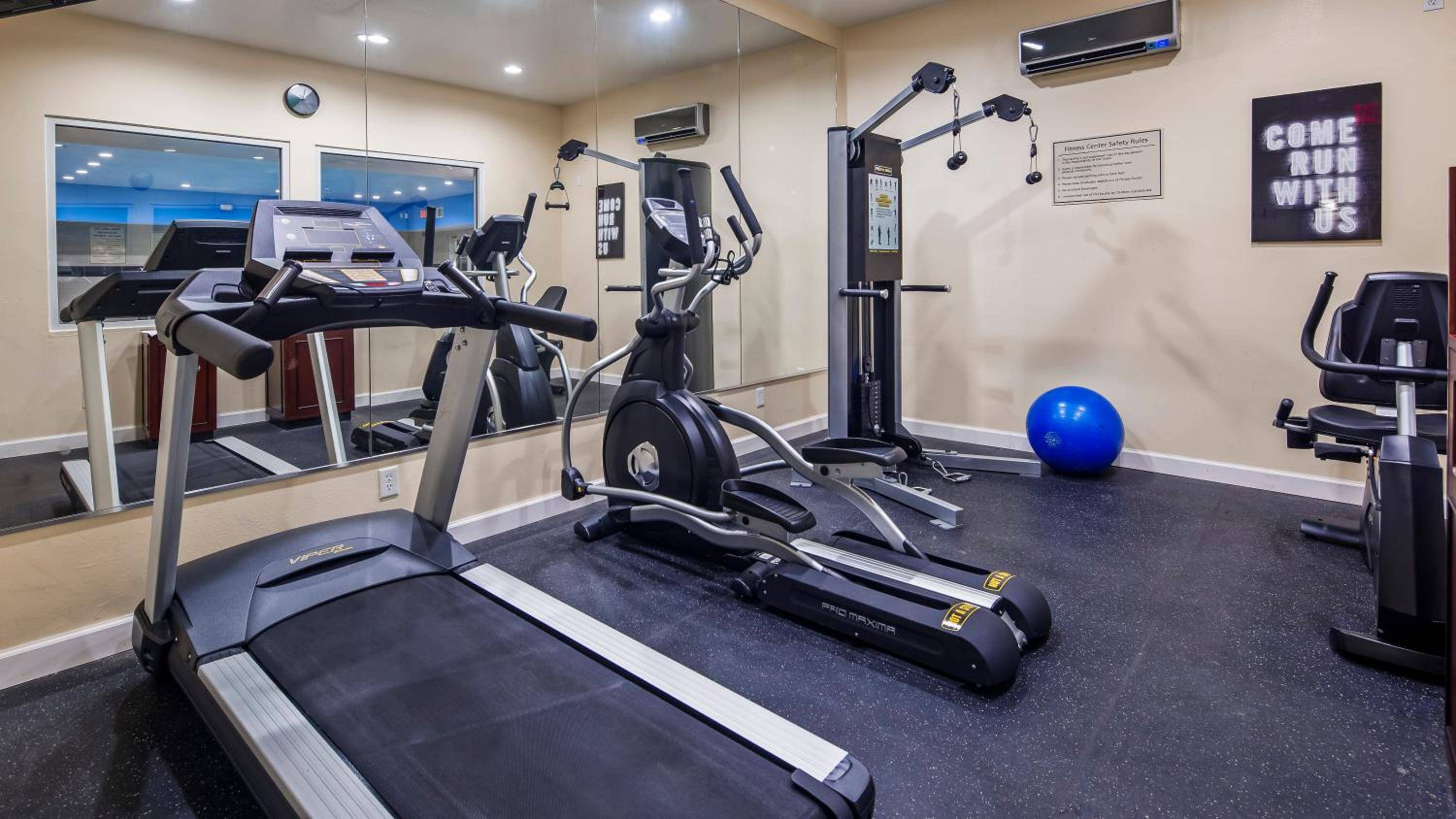 Best Western Plus Manvel Inn & Suites