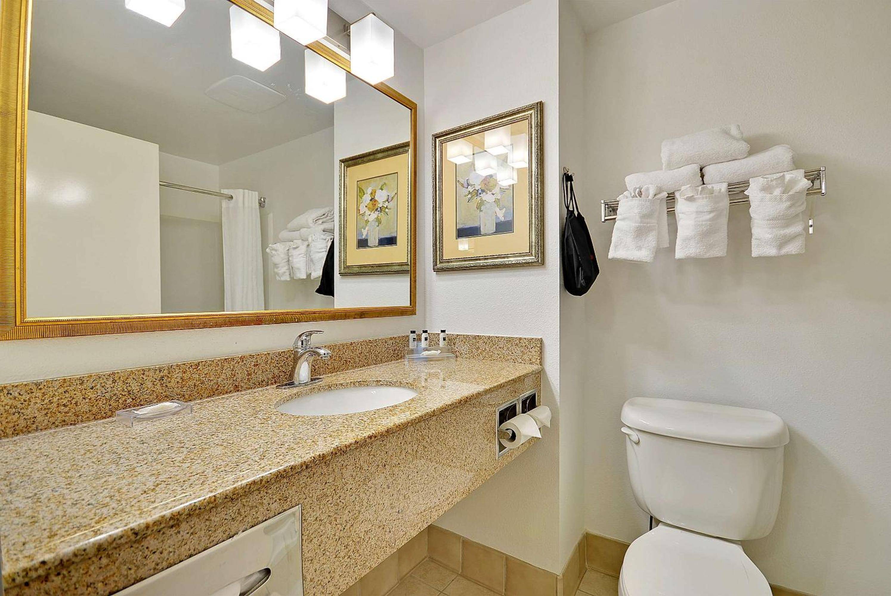 Country Inn & Suites by Radisson, Charleston North, SC
