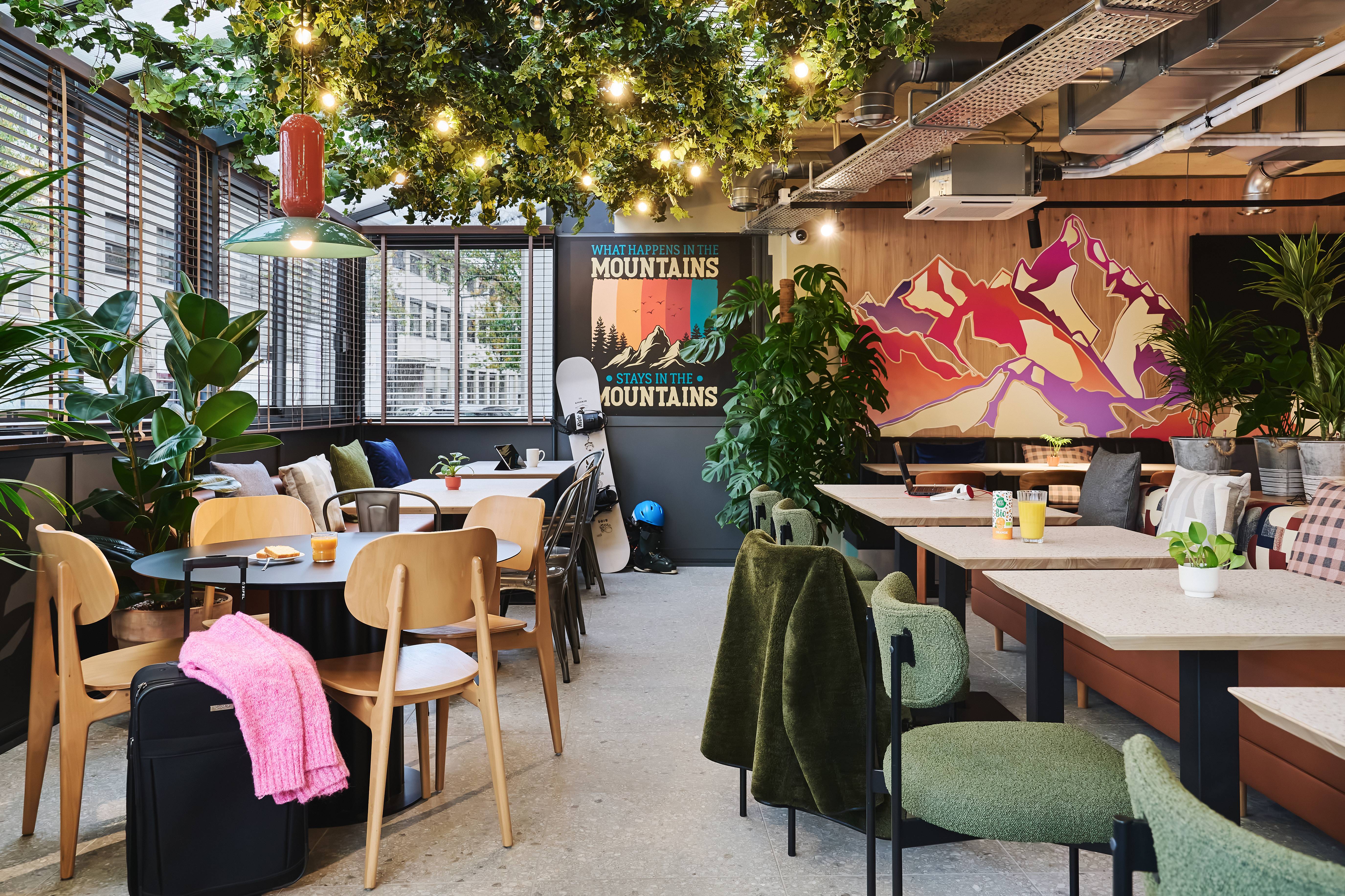 Moxy Annecy