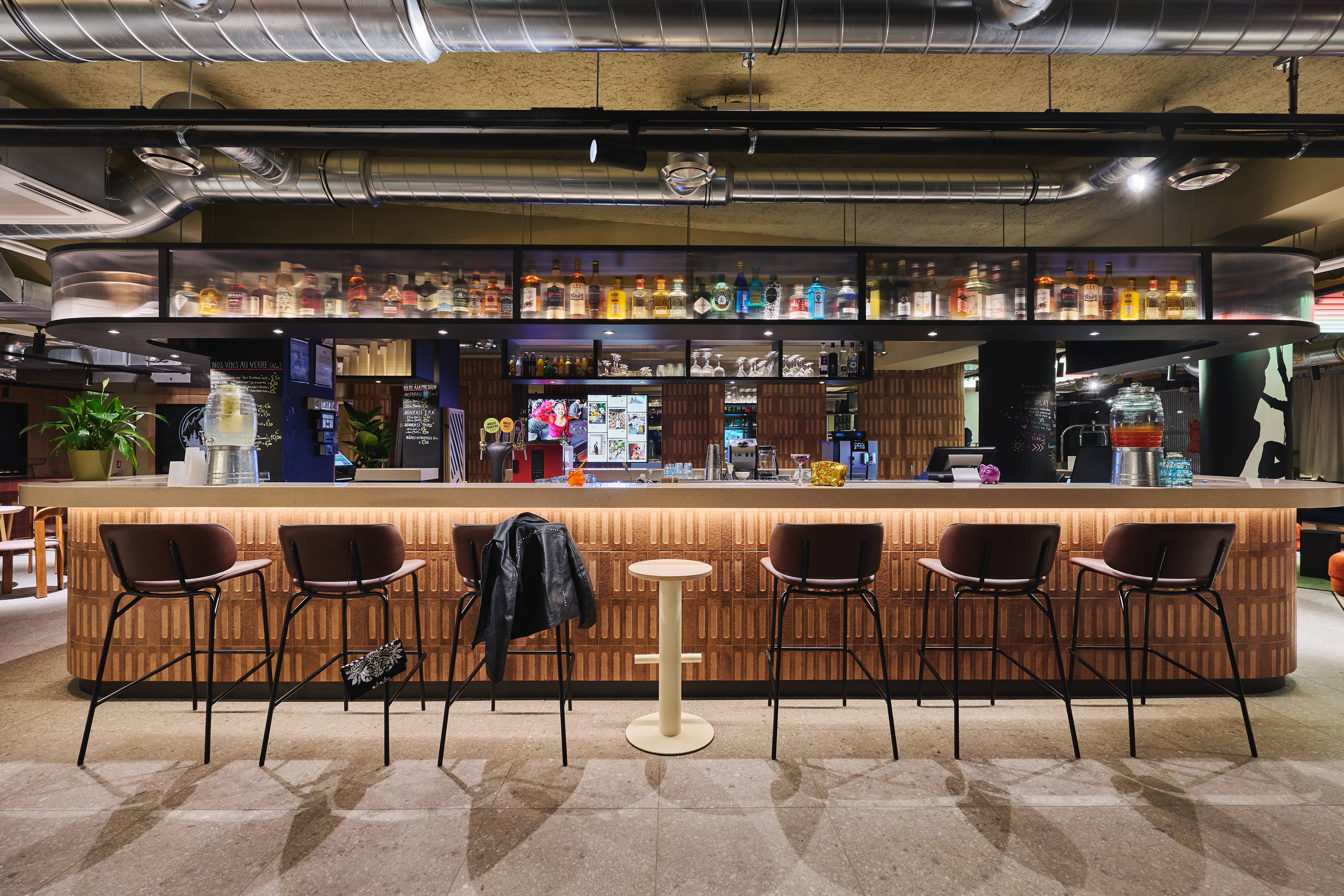 Moxy Annecy