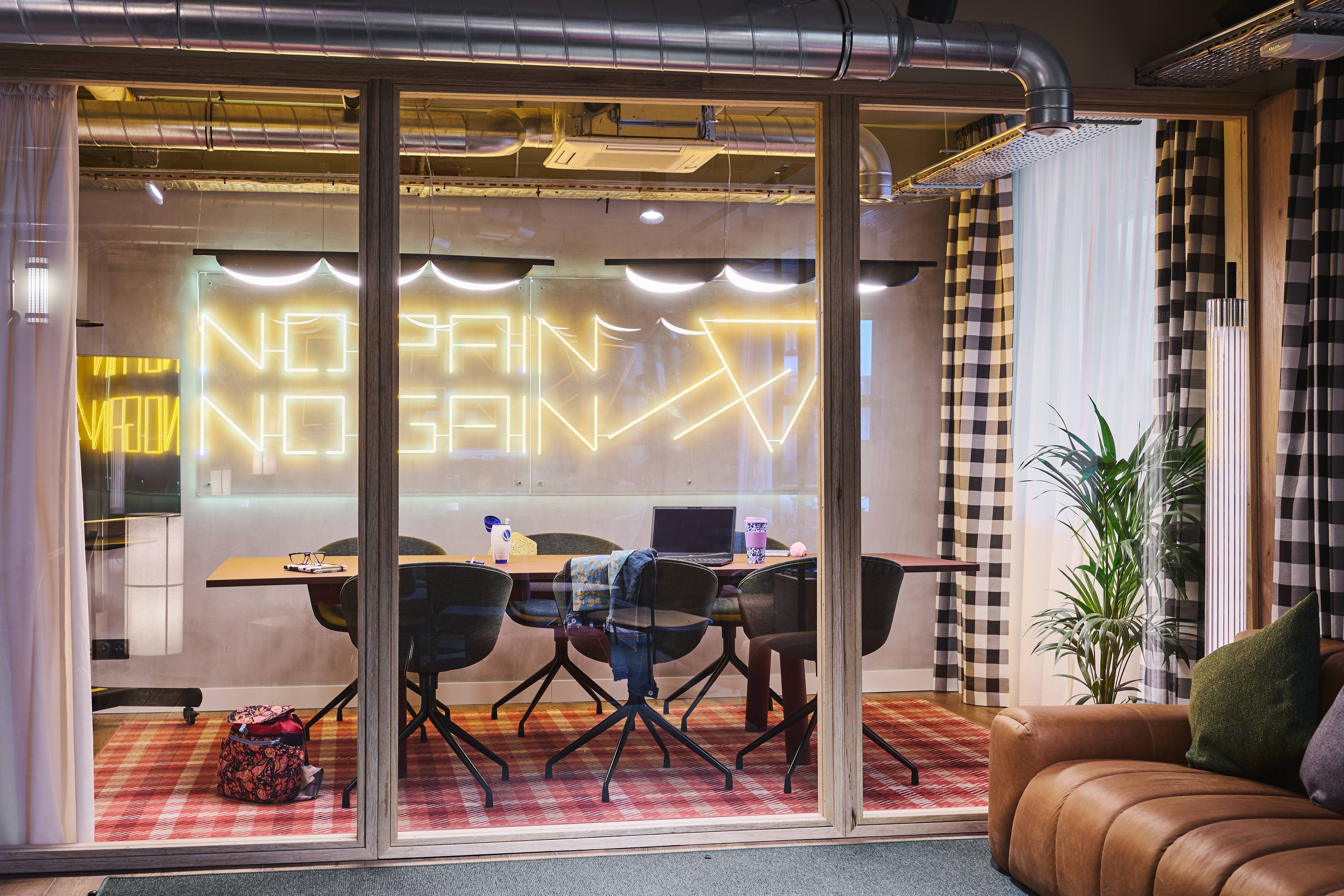 Moxy Annecy