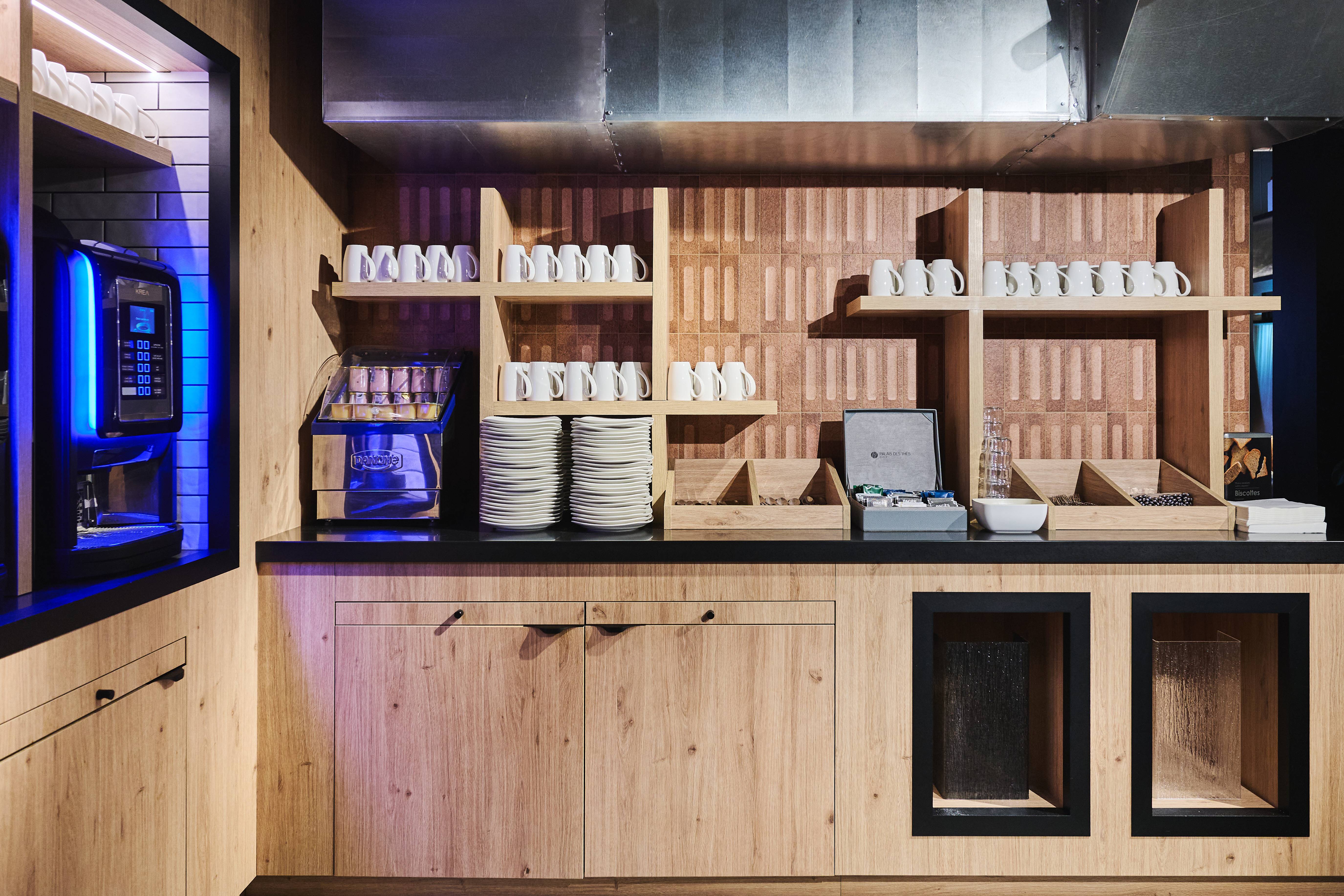 Moxy Annecy