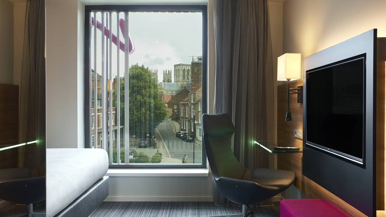 Moxy York