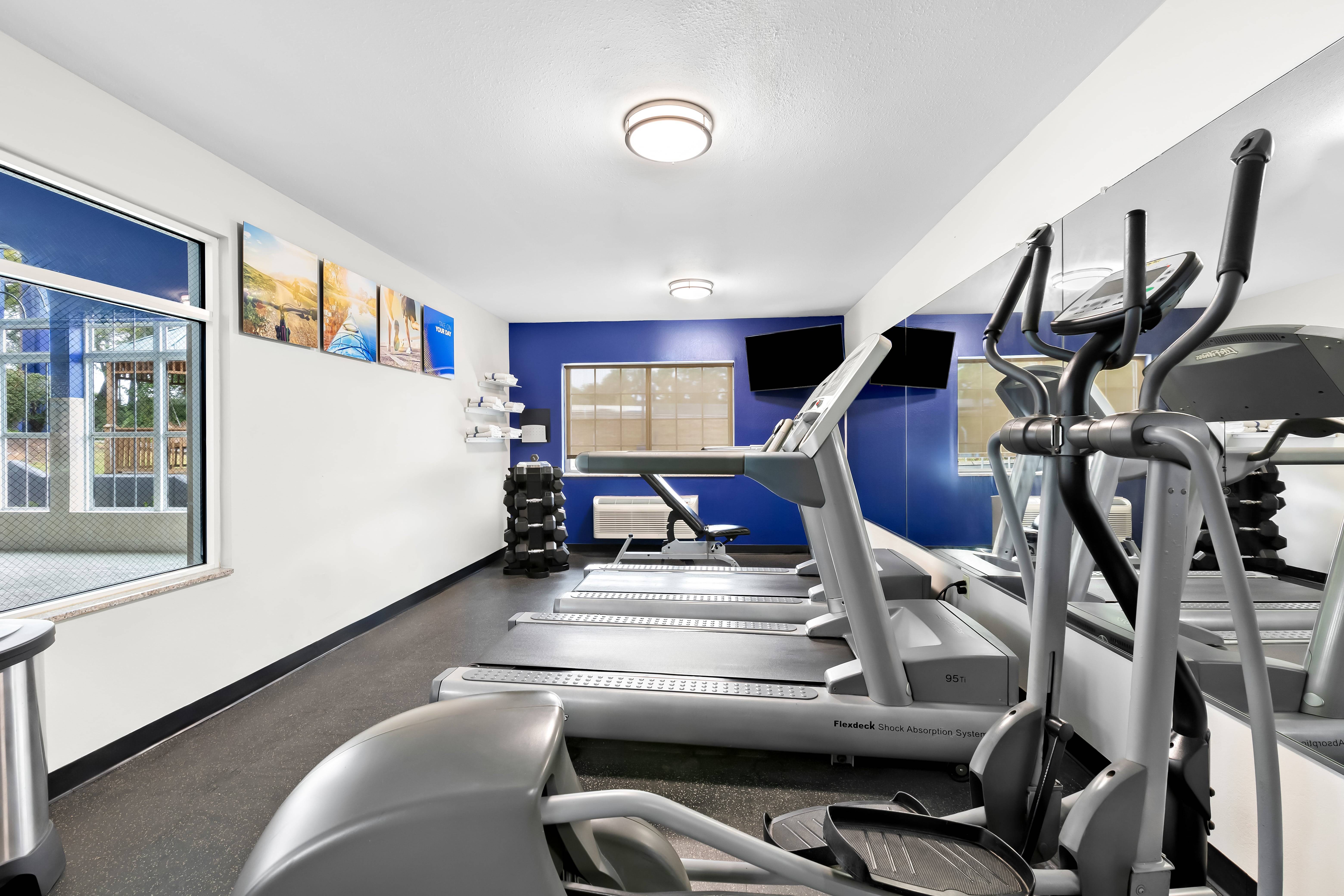 Comfort Inn & Suites Nashville Near Tanger Outlets