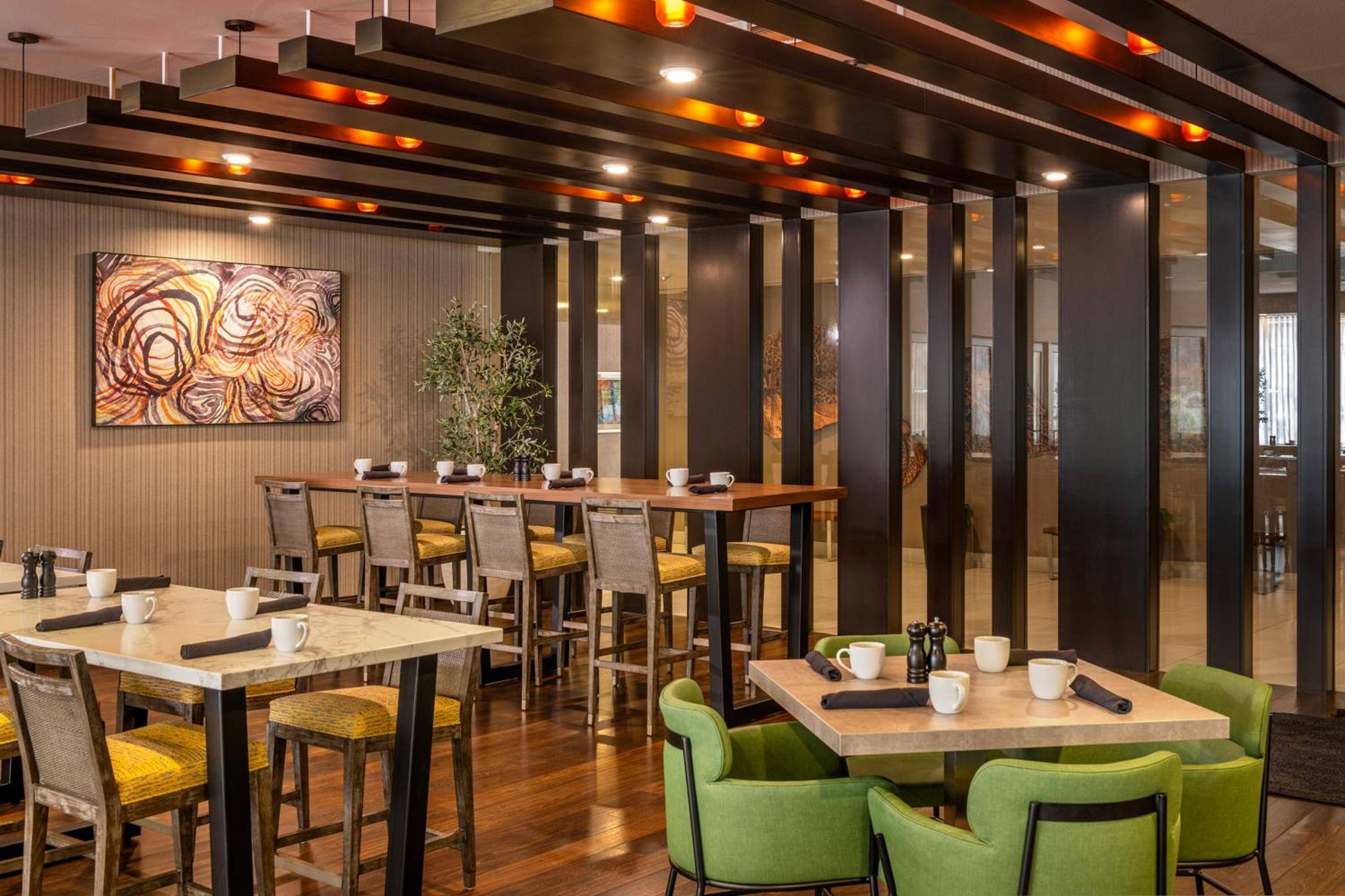 DoubleTree by Hilton San Bernardino