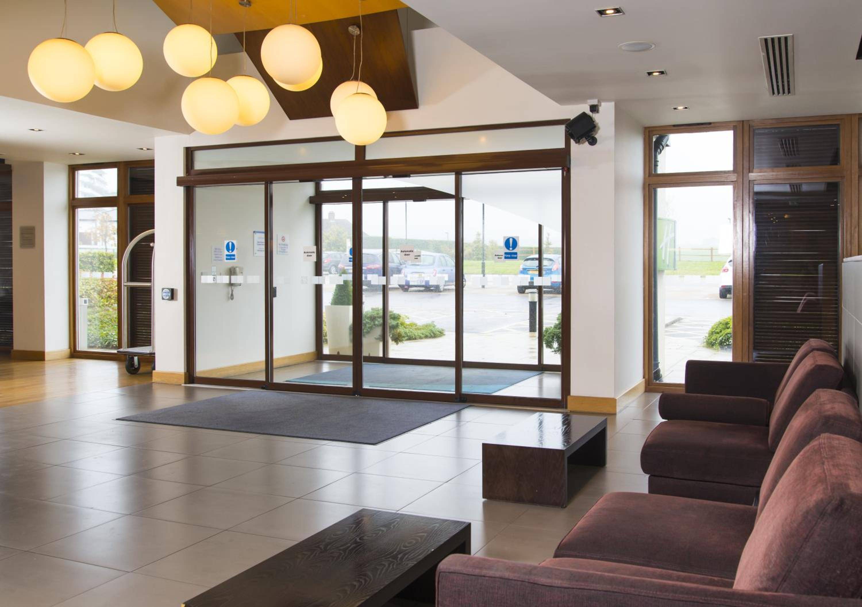 Holiday Inn Express London - Epsom Downs, an IHG Hotel