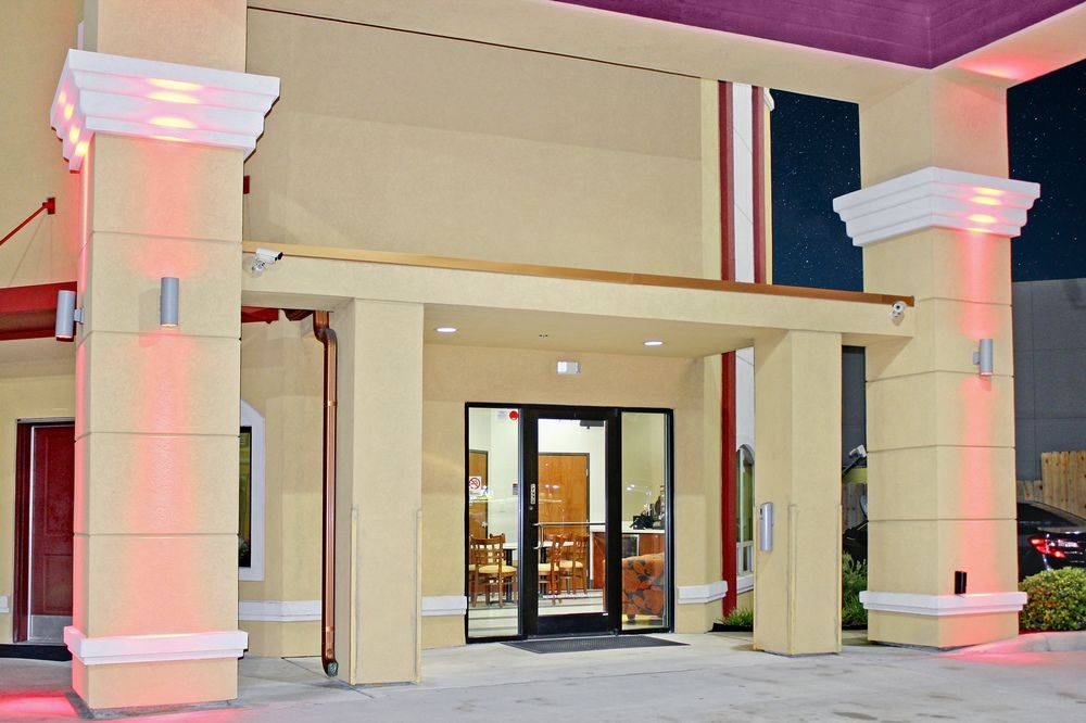 Palacio Royale Houston NW at Beltway 8