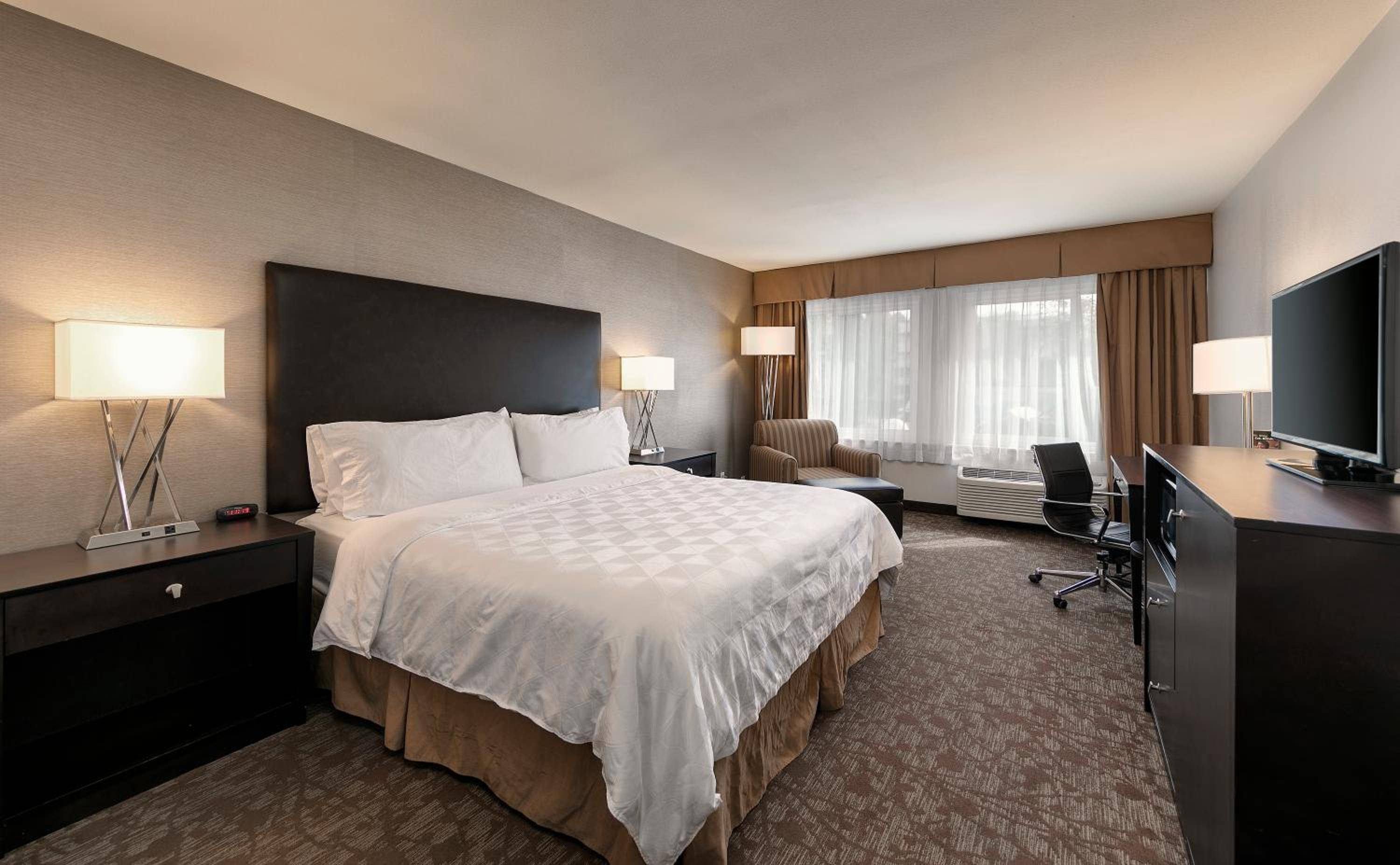 Holiday Inn West Covina, an IHG Hotel