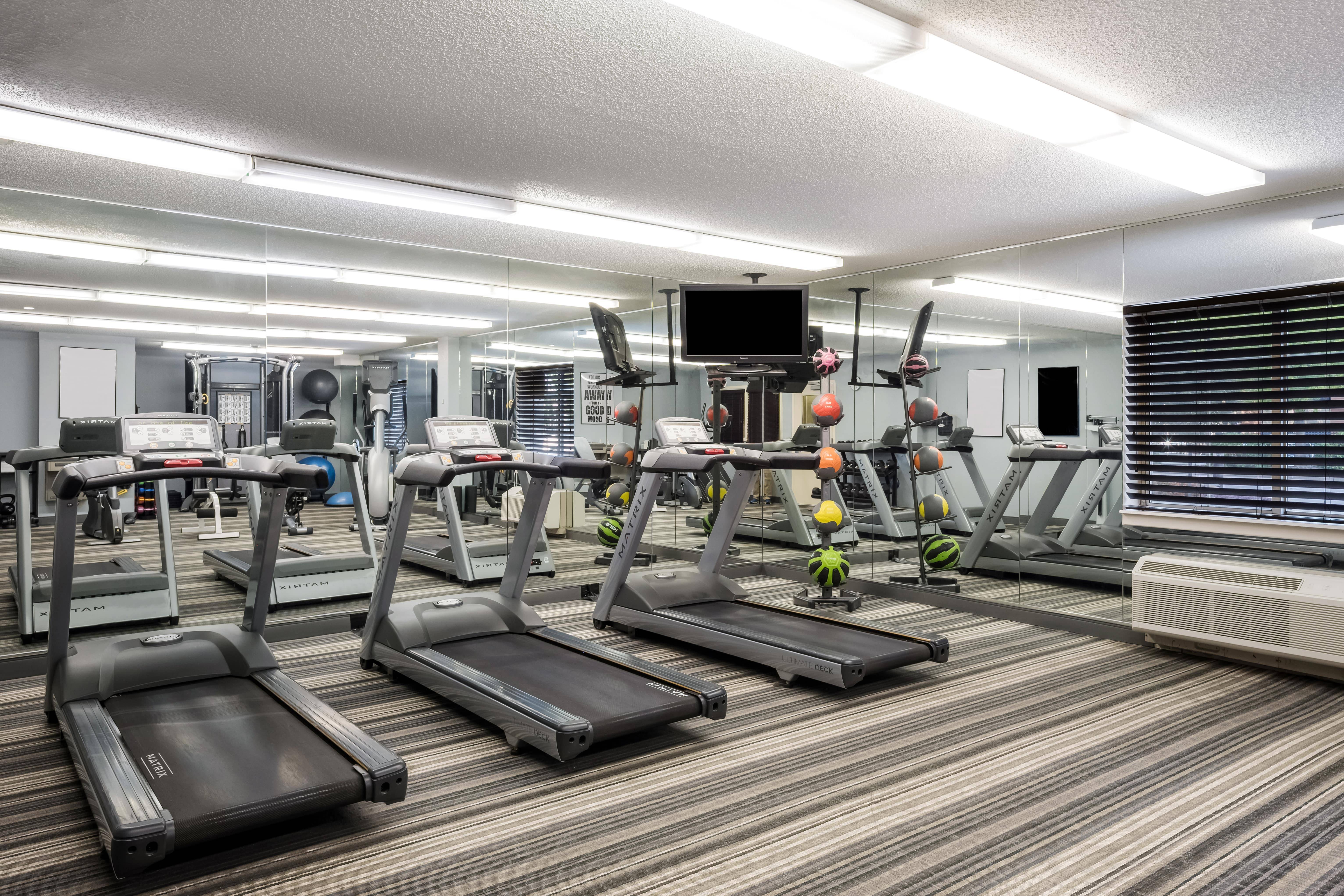 Sonesta Simply Suites Jersey City