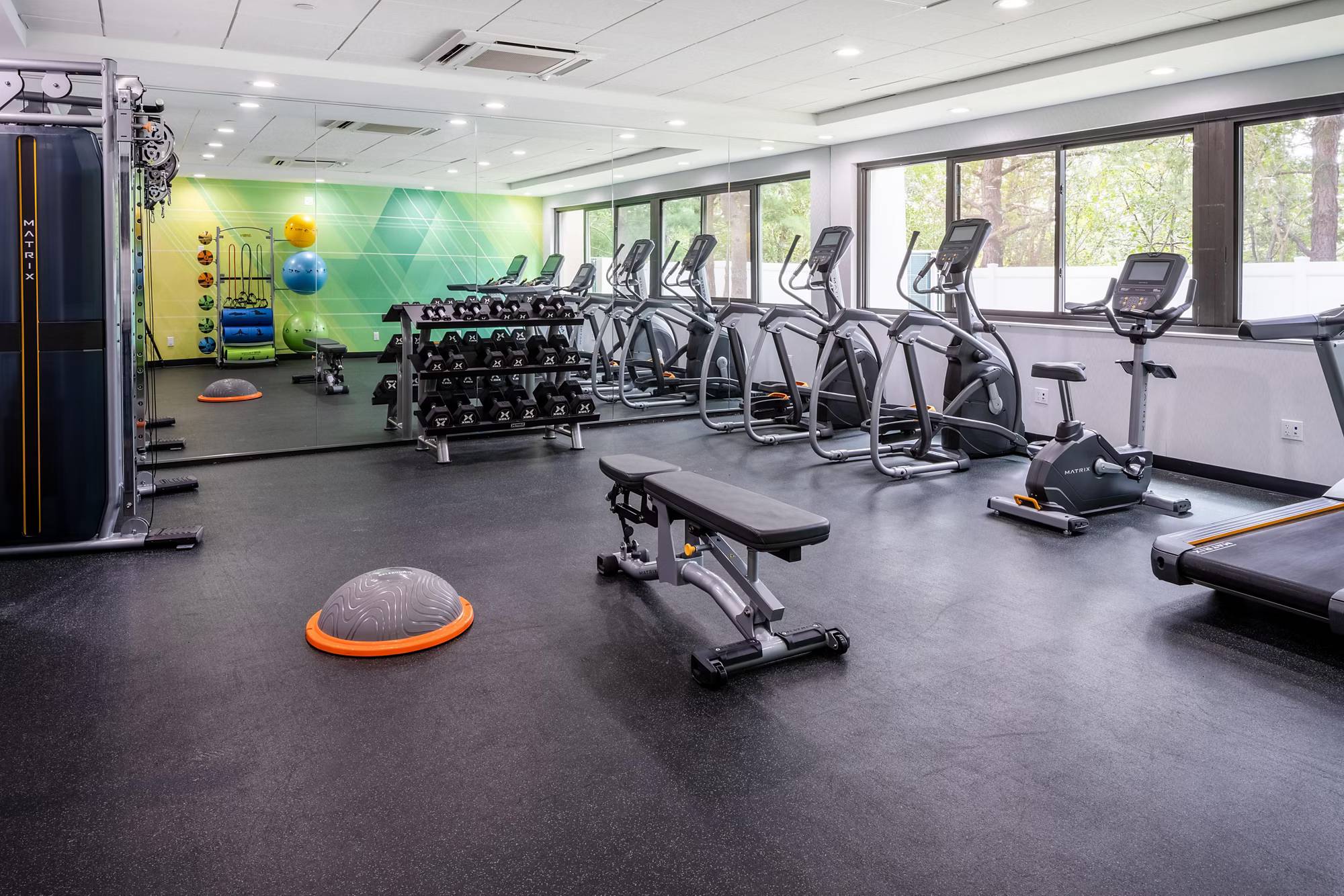 Holiday Inn - Long Island - ISLIP Arpt East, an IHG Hotel