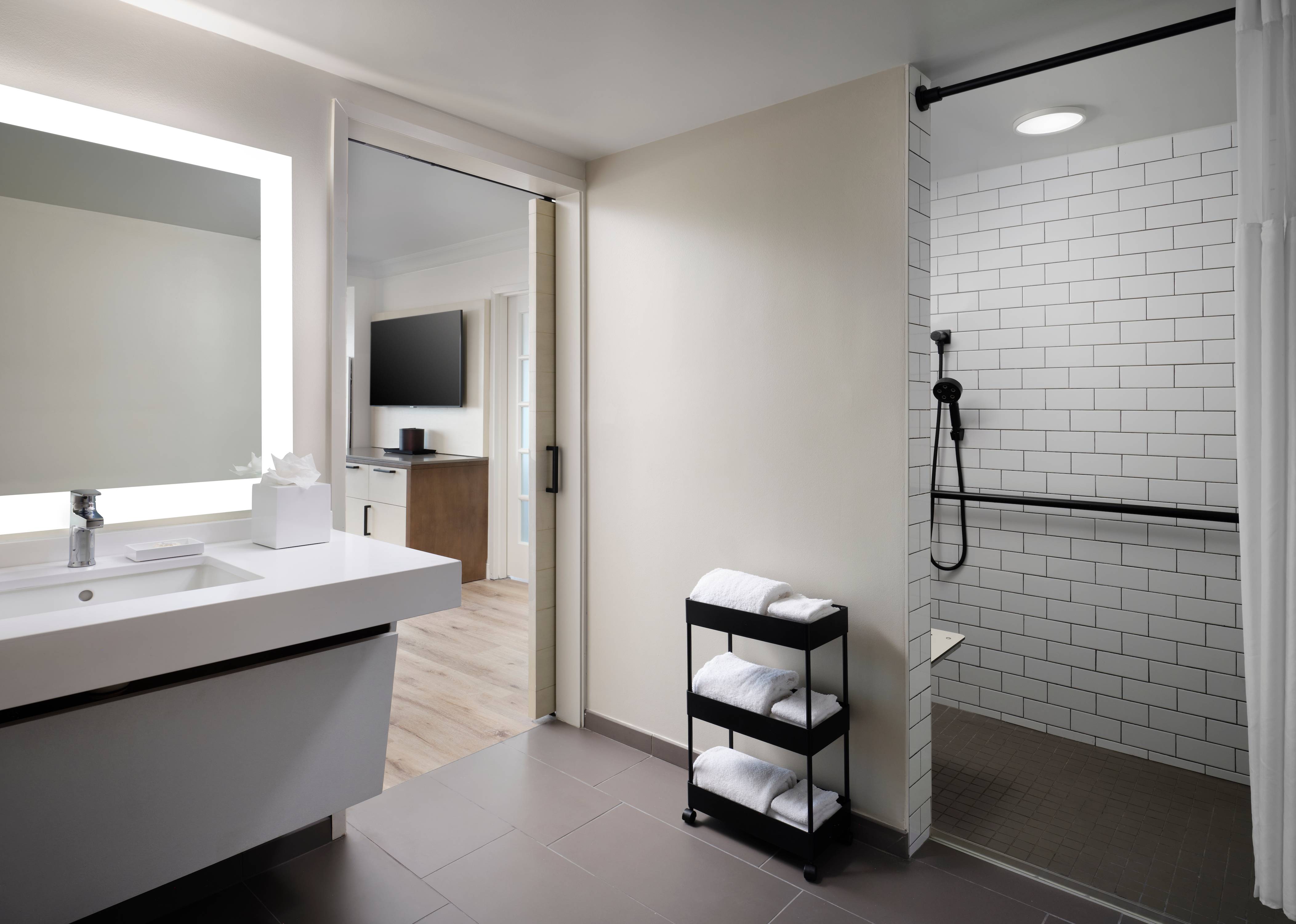 Sonesta Irvine